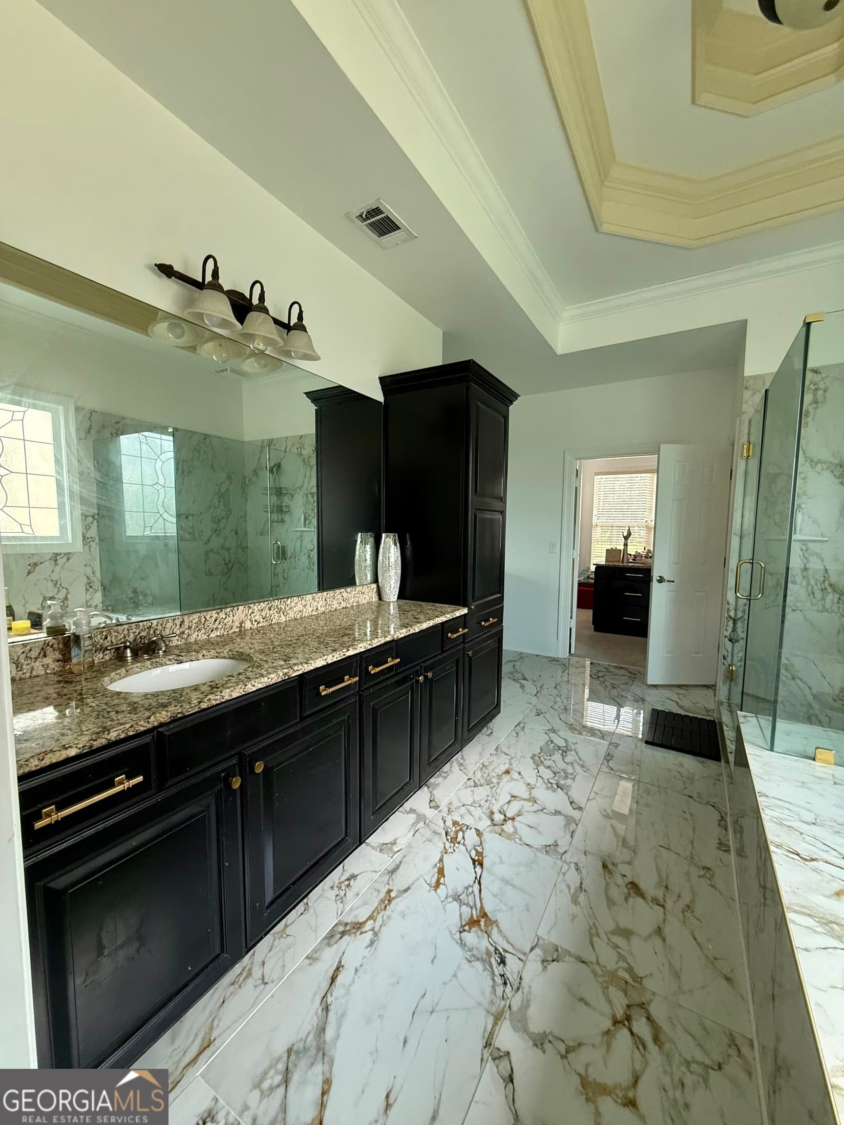 4 bedroom, 3.5 bathroom, 3,185 sq ft single family residence for sale at 6409 Caledon Court, Locust Grove, GA 30248 — photo 9