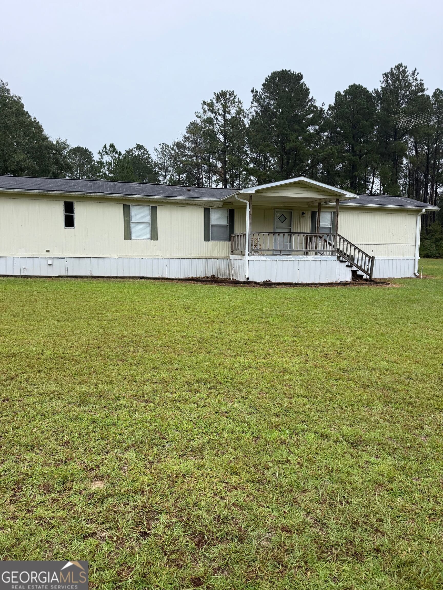 3 bedroom, 1.5 bathroom, 1,200 sq ft manufactured home,single family residence for rent at 232 Sycamore Lane, East Dublin, GA 31027 for $750 a month — photo 1 of 1