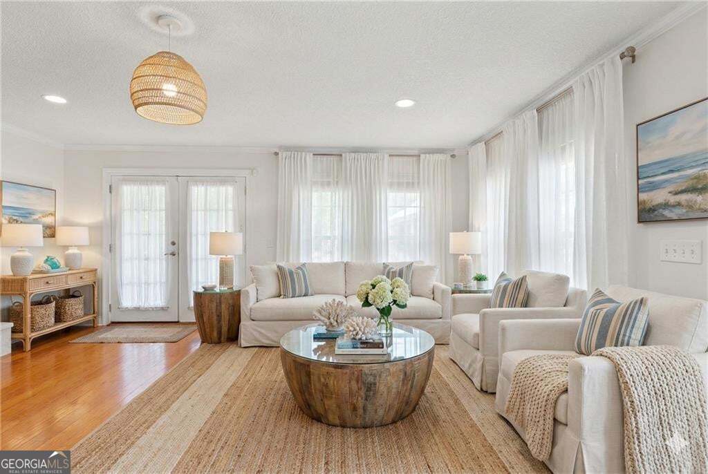 4 bedroom, 3.5 bathroom, 2,681 sq ft single family residence for sale at 1001 Poppell Drive, Darien, GA 31305 — photo 2