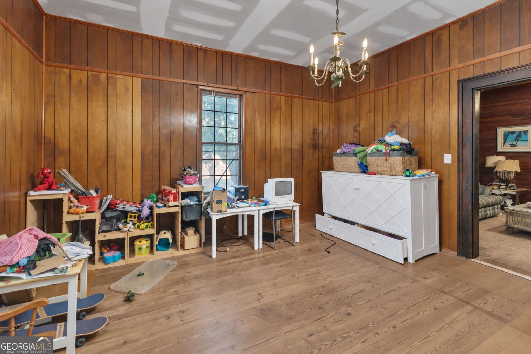 3 bedroom, 1 bathroom, 1,810 sq ft single family residence for sale at 695 Elberton Road, Lexington, GA 30648 — photo 5