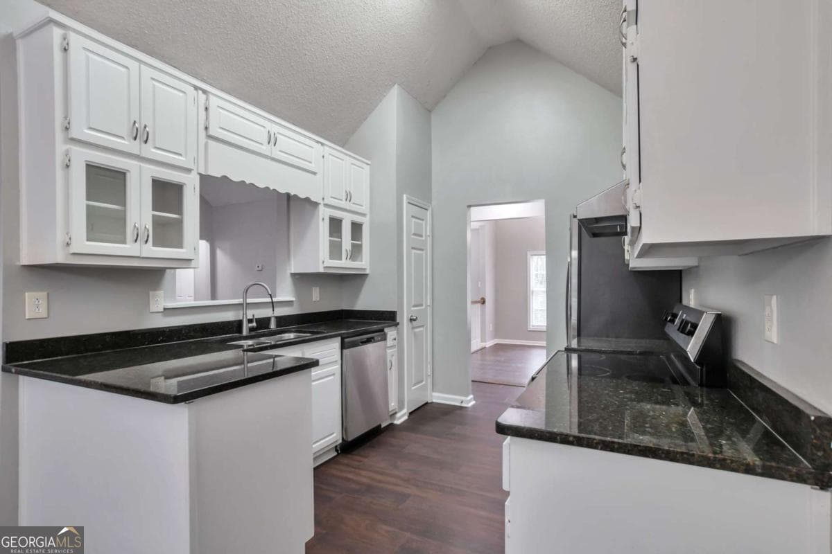 4 bedroom, 3 bathroom, 1,774 sq ft single family residence for sale at 4374 Northridge Trail, Ellenwood, GA 30294 — photo 7