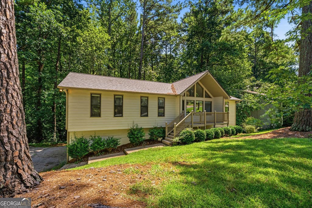 3 bedroom, 2 bathroom, 1,402 sq ft single family residence for rent at 4741 N Springs Road, Kennesaw, GA 30144 for $2,100 a month — photo 1 of 1