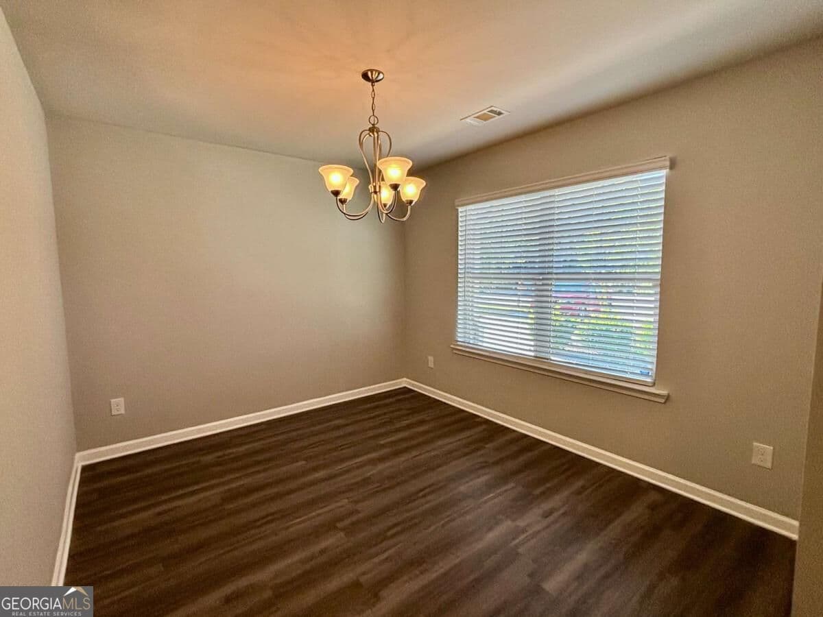 4 bedroom, 2.5 bathroom single family residence for rent at 321 Nutwood Trace, Locust Grove, GA 30248 for $1,950 a month — photo 3
