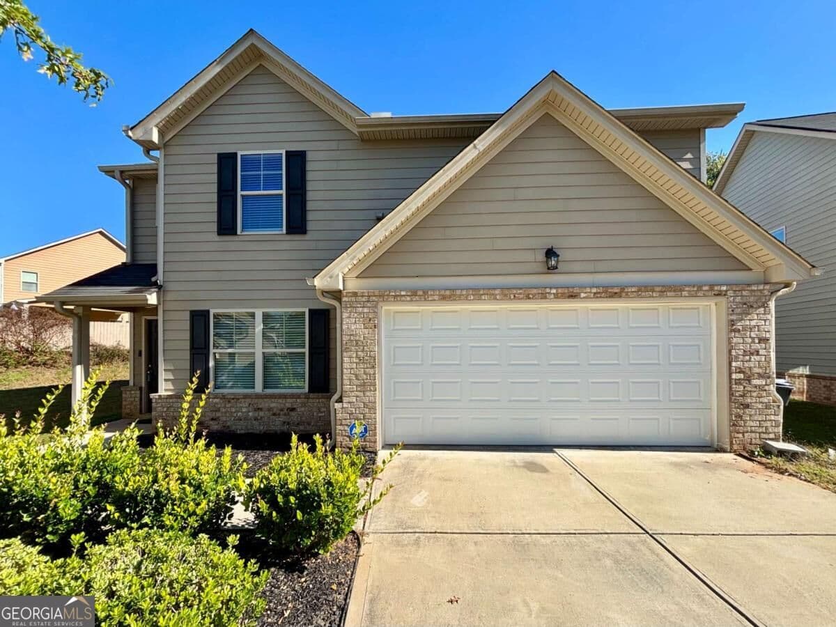 4 bedroom, 2.5 bathroom single family residence for rent at 321 Nutwood Trace, Locust Grove, GA 30248 for $1,950 a month — photo 1 of 25