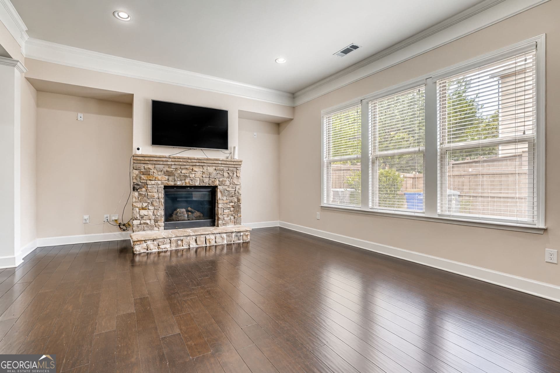 3 bedroom, 3.5 bathroom, 2,540 sq ft townhouse for rent at 2544 Josselyn Lane, Smyrna, GA 30080 for $3,700 a month — photo 7