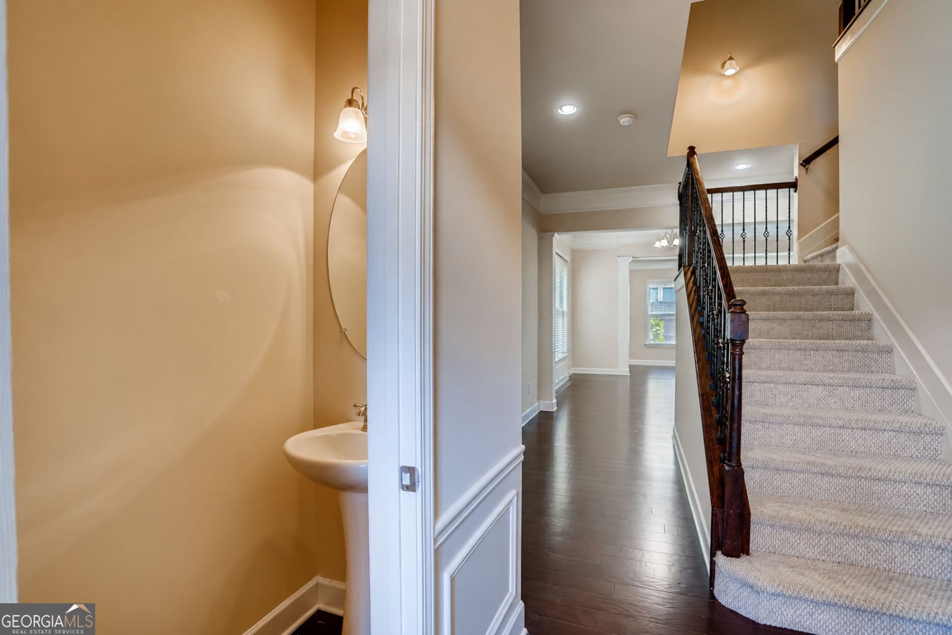 3 bedroom, 3.5 bathroom, 2,540 sq ft townhouse for rent at 2544 Josselyn Lane, Smyrna, GA 30080 for $3,700 a month — photo 4