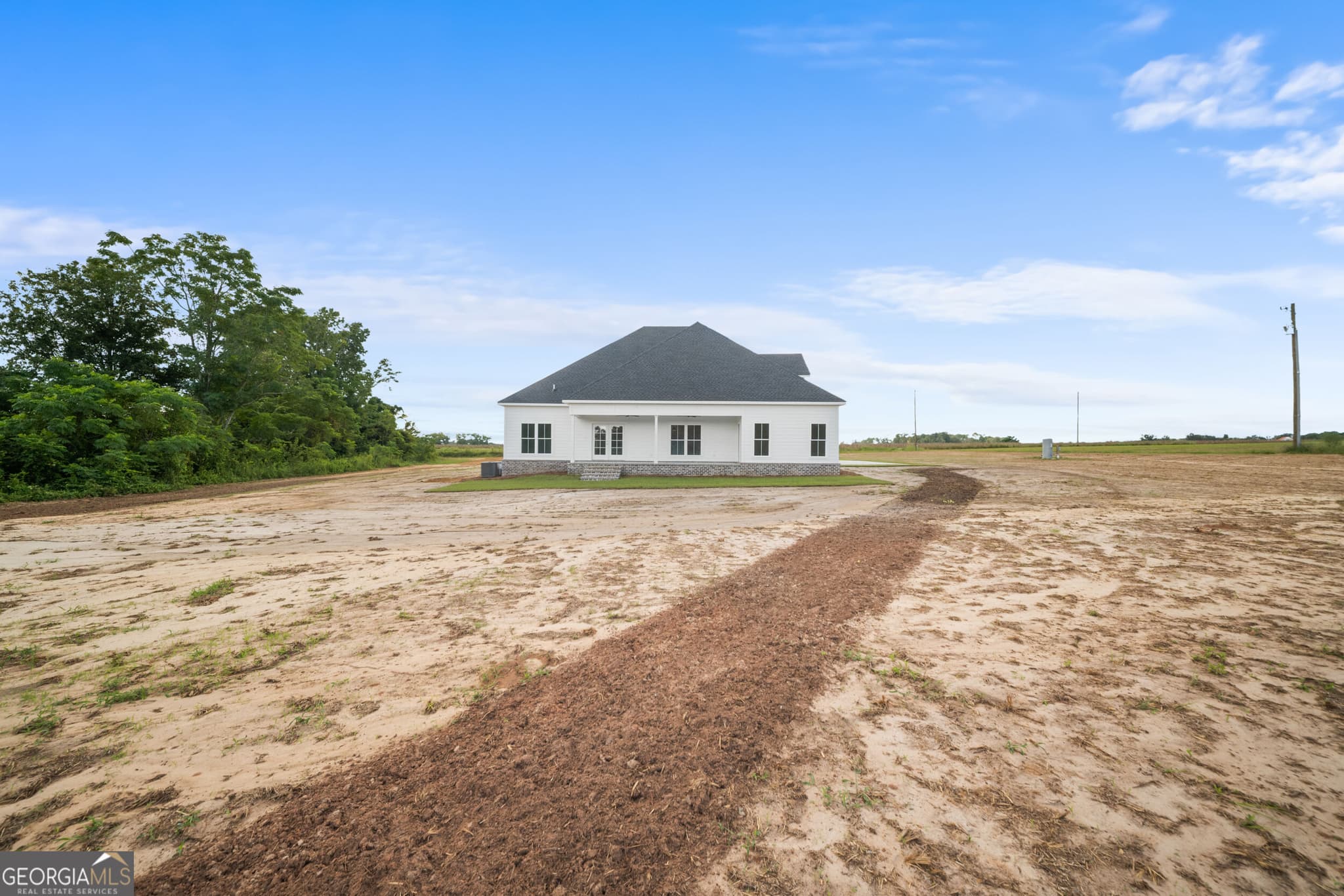 4 bedroom, 3 bathroom, 3,061 sq ft single family residence for sale at 3227 Jason Franklin Road, Register, GA 30452 — photo 3