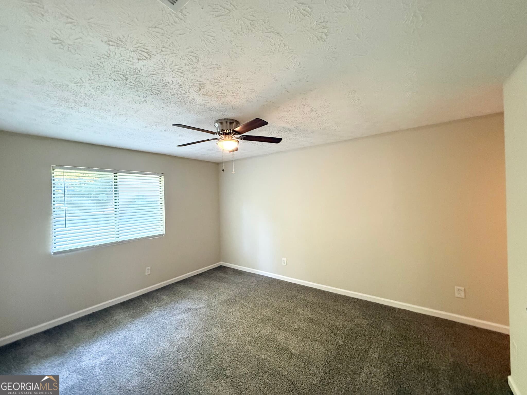 3 bedroom, 2 bathroom, 1,200 sq ft single family residence for sale at 5112 Huxley Road, Stone Mountain, GA 30088 — photo 8