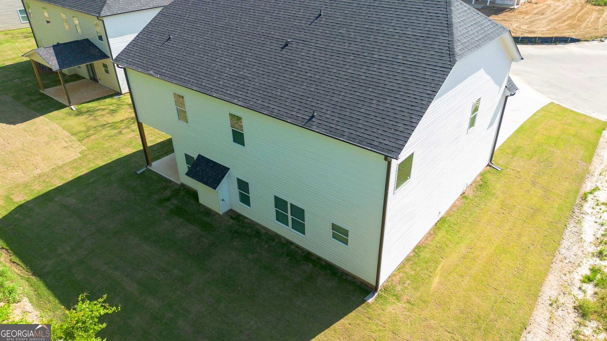 4 bedroom, 4 bathroom, 3,222 sq ft single family residence for sale at 130 Bluecoat Trail, Byron, GA 31008 — photo 4