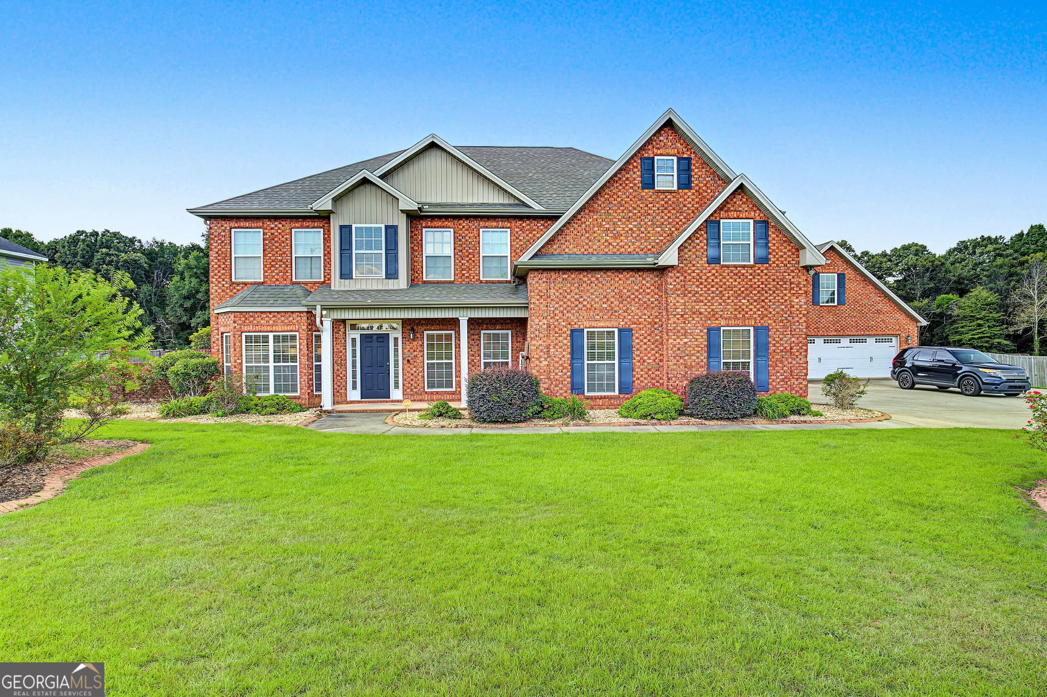 6 bedroom, 4 bathroom, 4,108 sq ft single family residence for sale at 151 Liberty Court, Byron, GA 31008