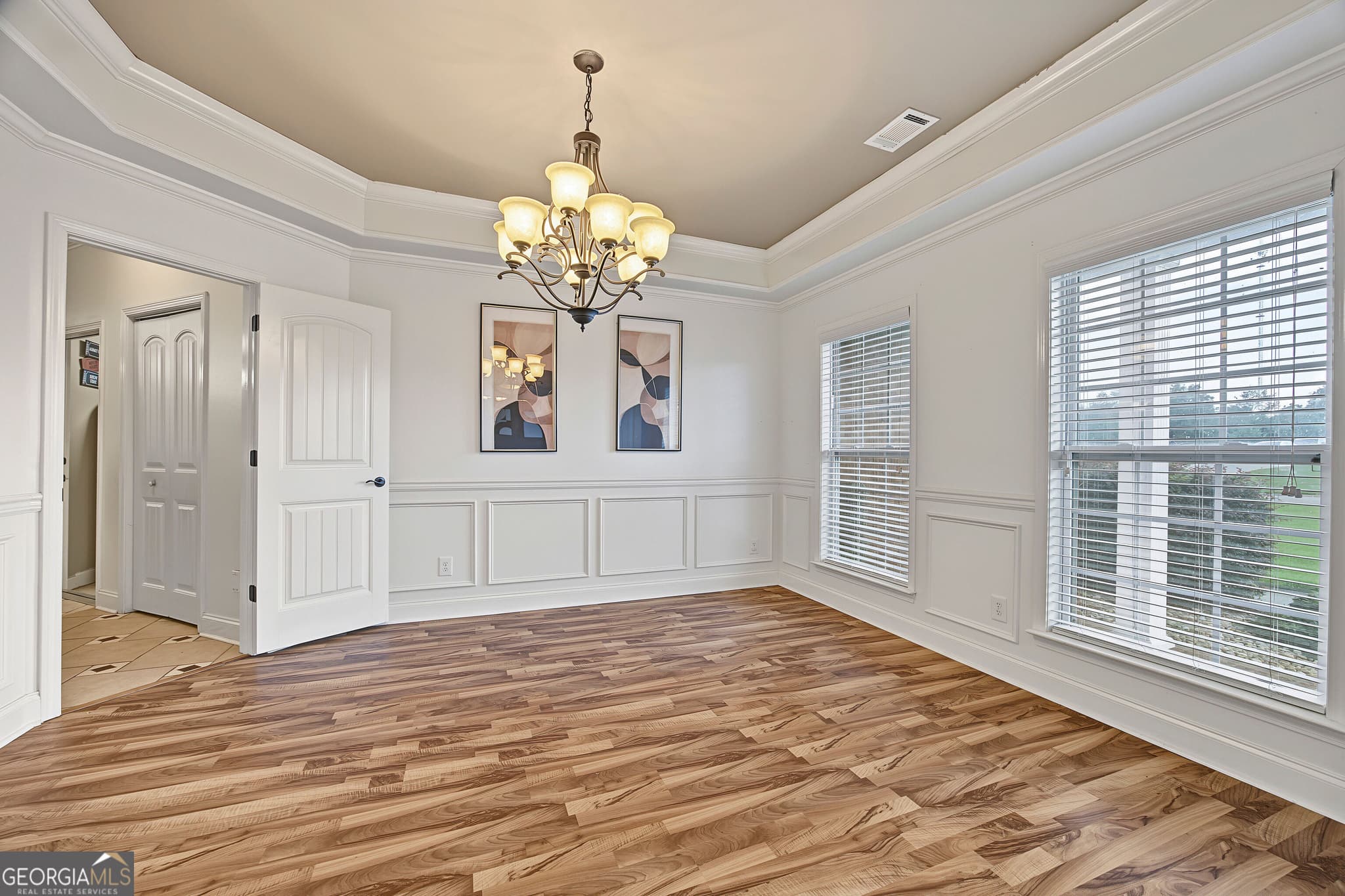 6 bedroom, 4 bathroom, 4,108 sq ft single family residence for sale at 151 Liberty Court, Byron, GA 31008 — photo 5