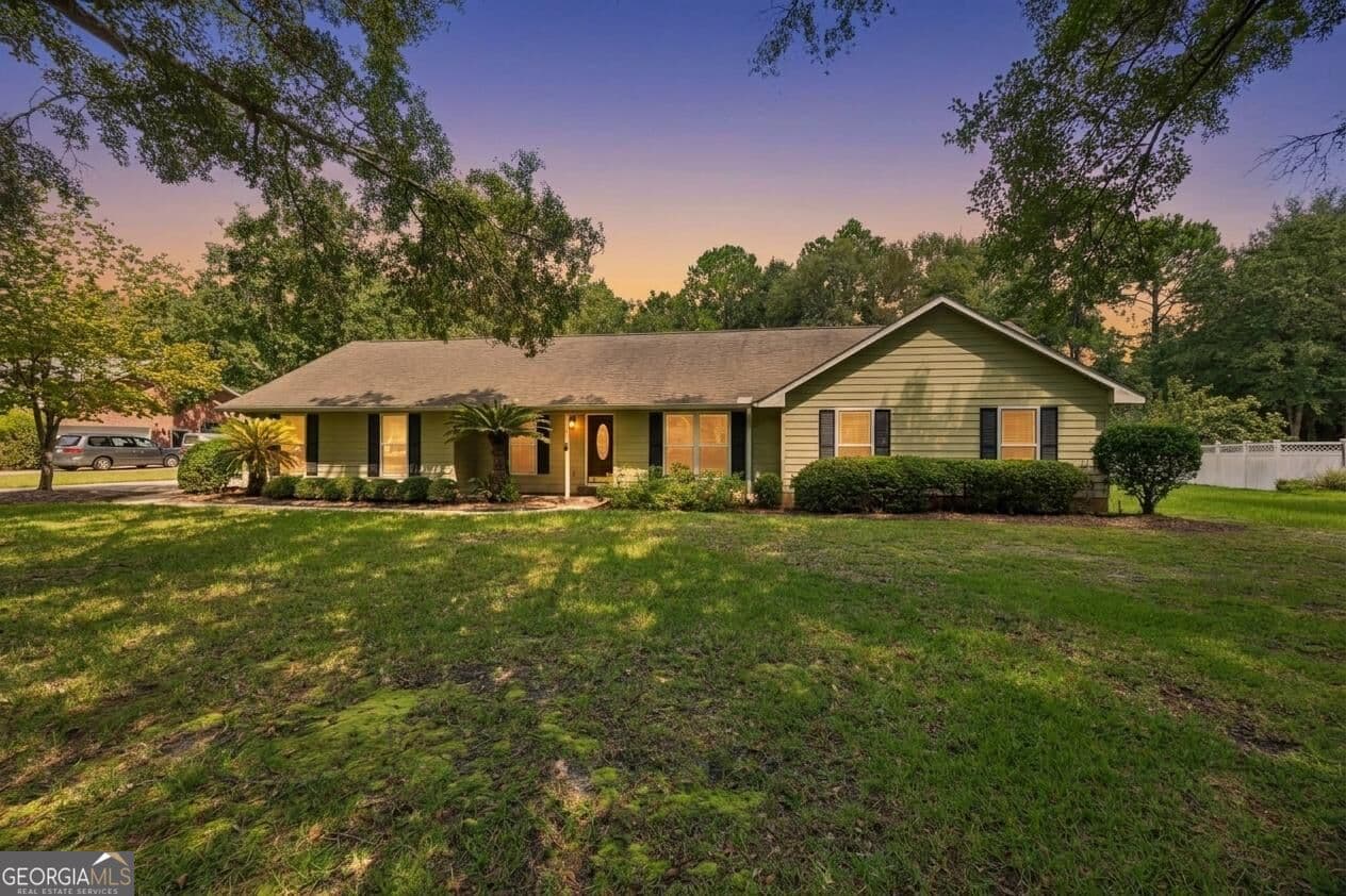 4 bedroom, 2 bathroom, 2,052 sq ft single family residence for sale at 107 New Hammock Circle, St. Marys, GA 31558 — photo 2