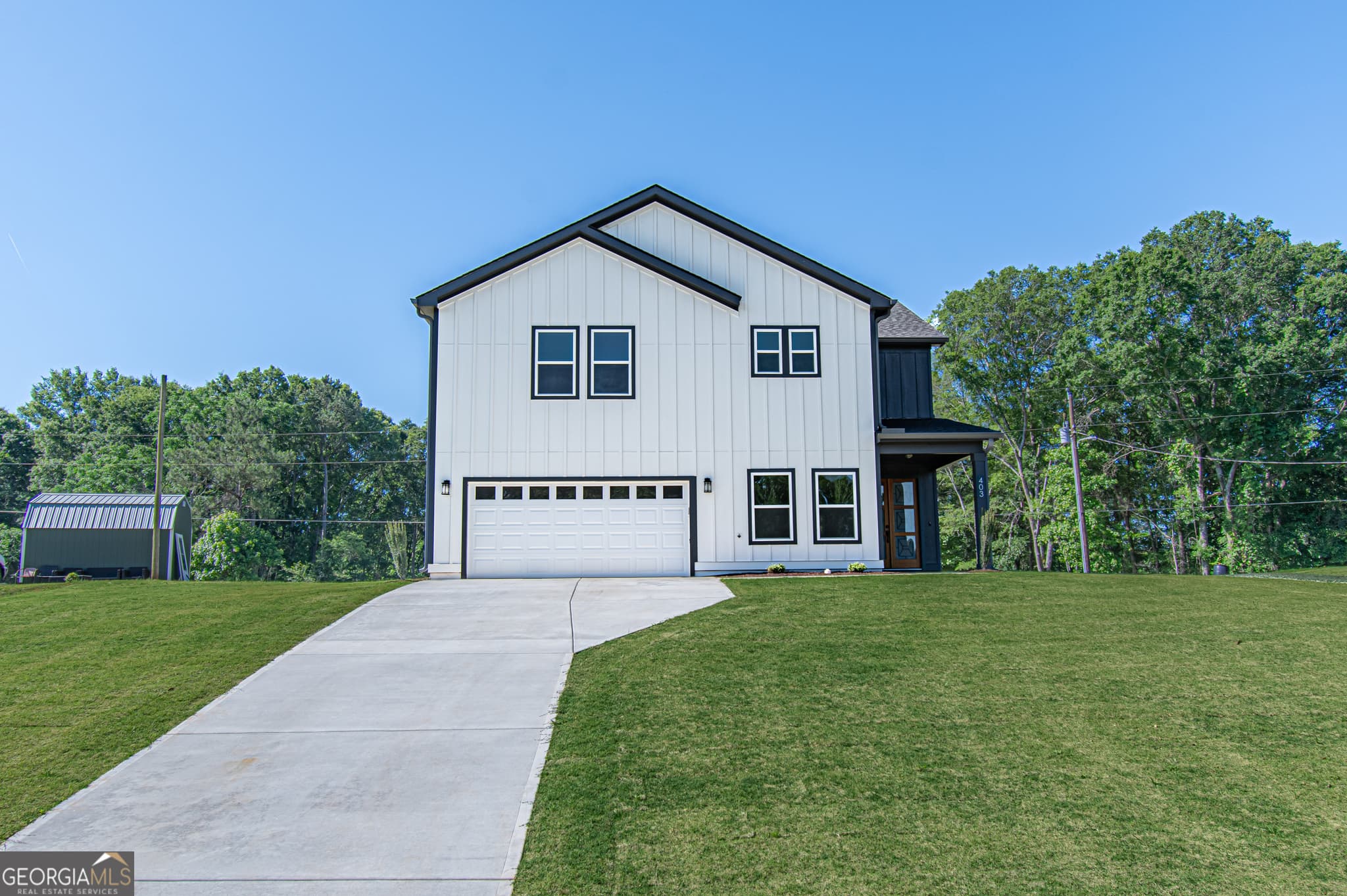 4 bedroom, 3 bathroom, 2,700 sq ft single family residence sold at 403 Magnolia Avenue, Jefferson, GA 30549