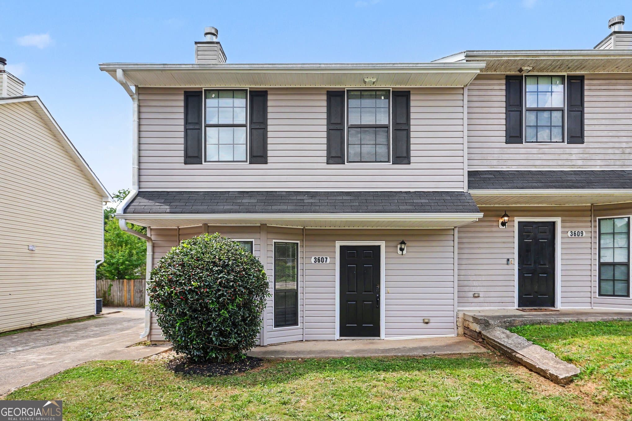3 bedroom, 2.5 bathroom, 1,332 sq ft townhouse sold at 3607 Stephanie Court, Powder Springs, GA 30127