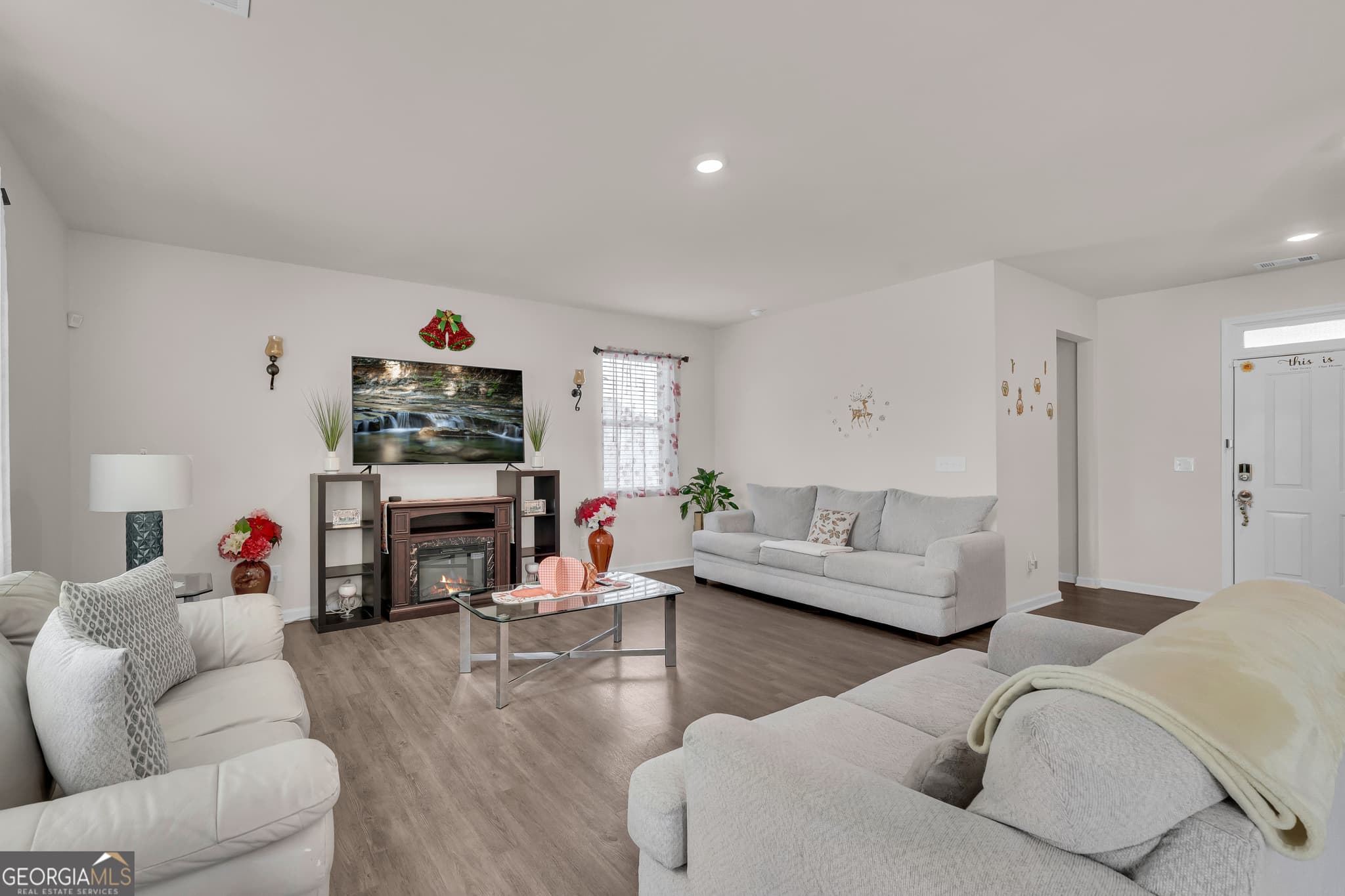 4 bedroom, 2.5 bathroom, 2,115 sq ft single family residence for sale at 135 Starbuck Parkway, Pendergrass, GA 30567 — photo 10