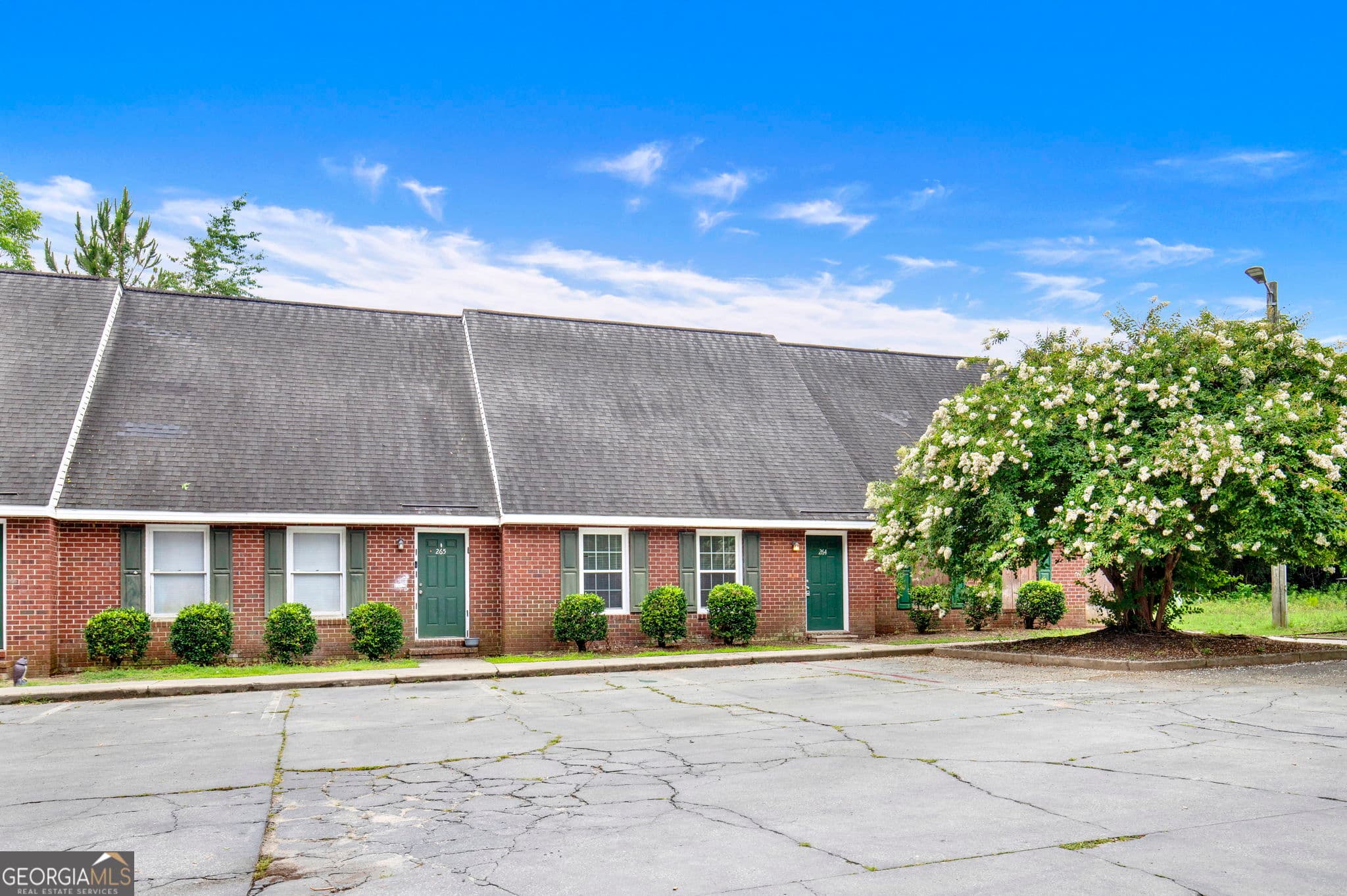 3 bedroom, 2 bathroom, 825 sq ft townhouse sold at 230 Lanier Drive 264, Statesboro, GA 30458