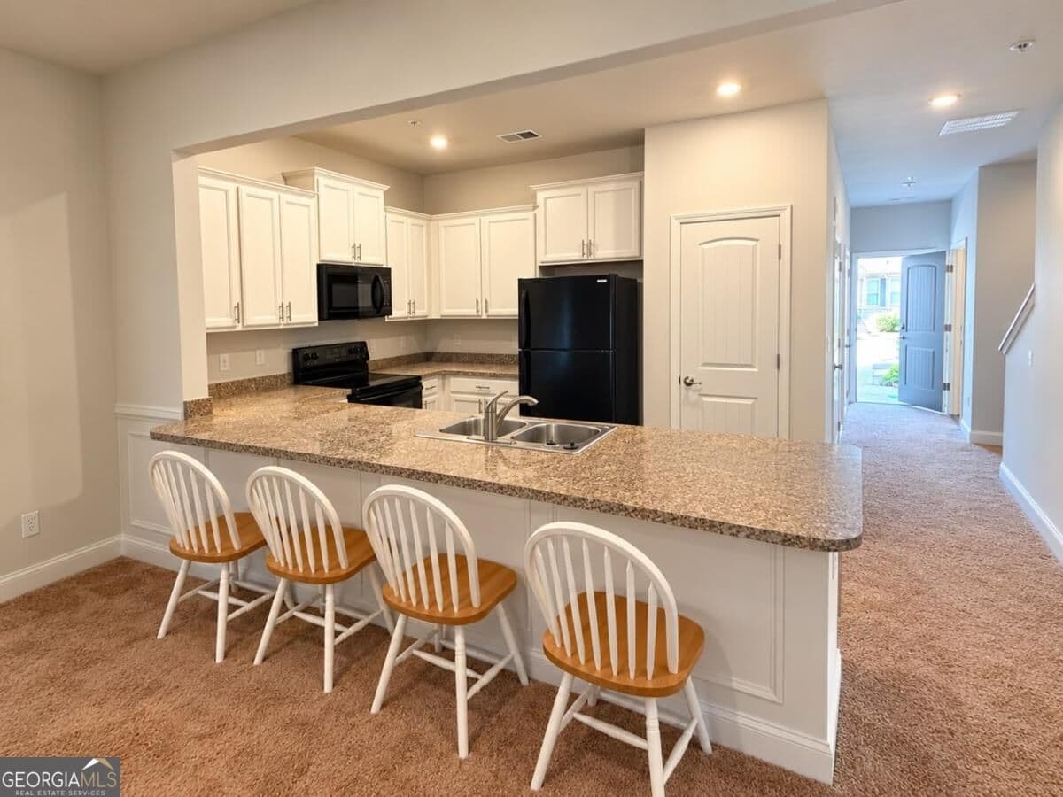 2 bedroom, 2.5 bathroom townhouse for sale at 5358 Creekview Lane, Morrow, GA 30260 — photo 5