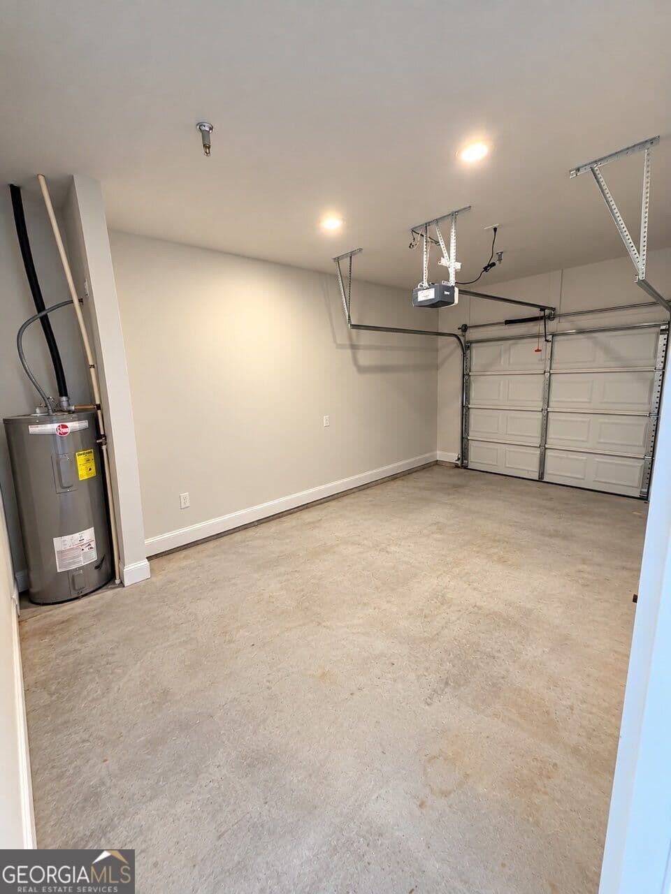 2 bedroom, 2.5 bathroom townhouse for sale at 5358 Creekview Lane, Morrow, GA 30260 — photo 8