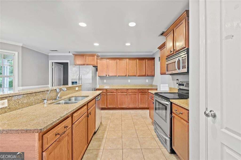 3 bedroom, 2.5 bathroom, 2,285 sq ft single family residence for sale at 169 Nettie Lane, Mcdonough, GA 30252 — photo 5