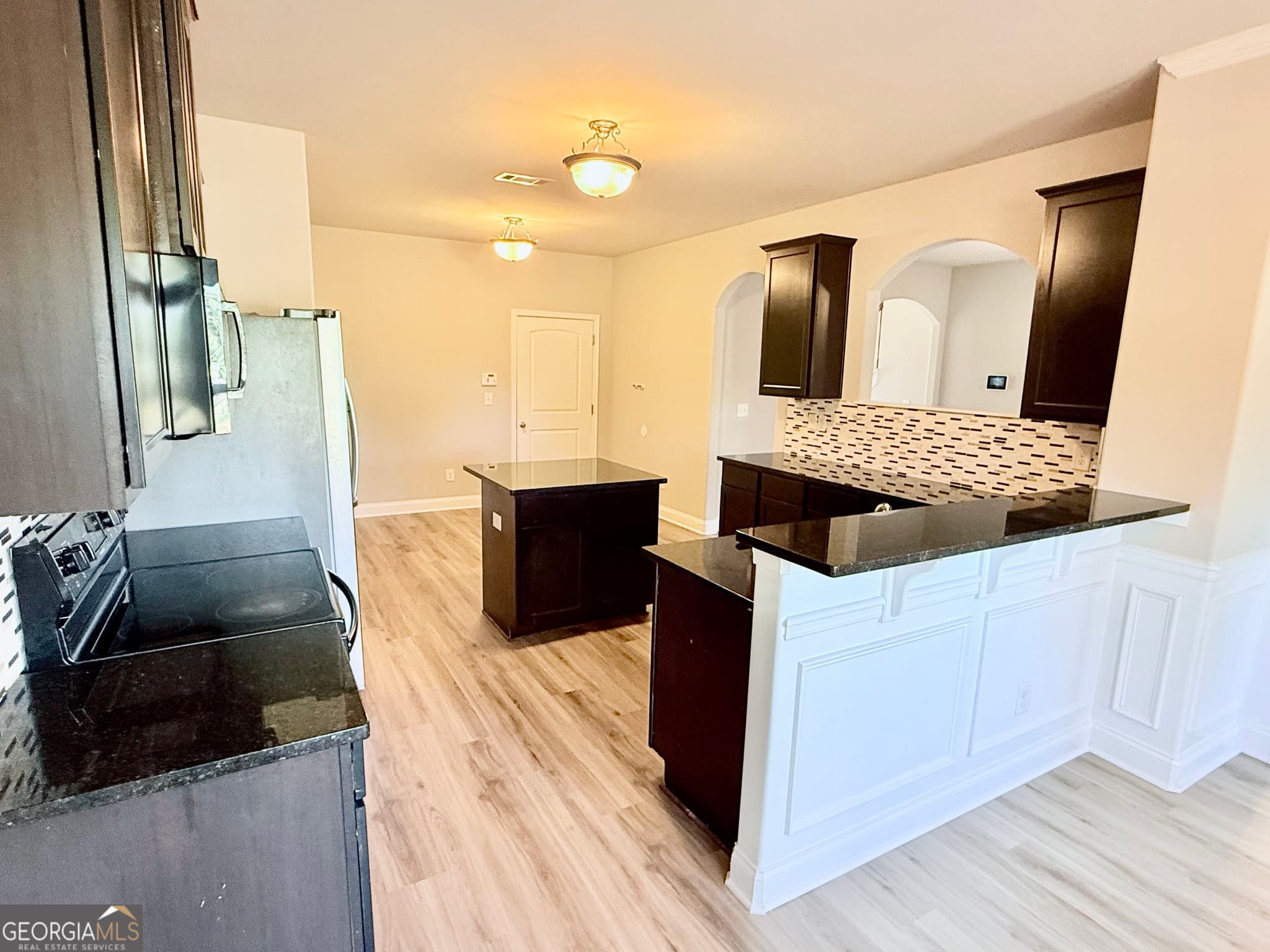 4 bedroom, 2.5 bathroom, 2,275 sq ft single family residence for rent at 116 Leland Lane, Mcdonough, GA 30253 for $2,250 a month — photo 5