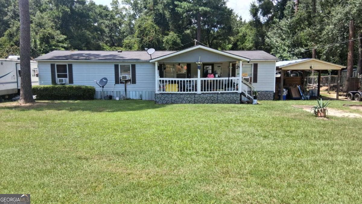 3 bedroom, 2 bathroom, 1,344 sq ft manufactured home,single family residence for sale at 2911 Madeline Road, Albany, GA 31705