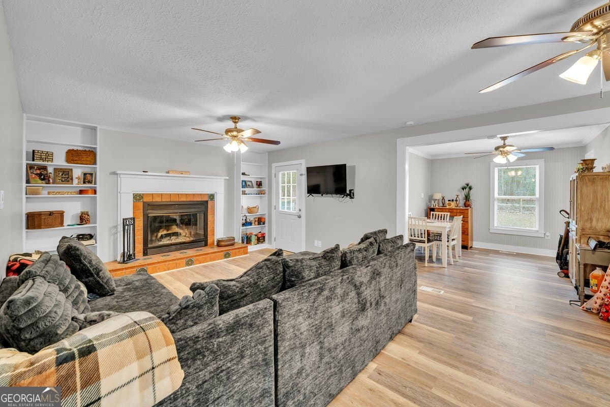 3 bedroom, 2 bathroom, 1,176 sq ft single family residence for sale at 418 Flintside Drive, Cobb, GA 31735 — photo 7