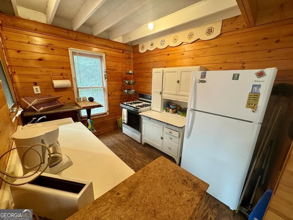 2 bedroom, 1 bathroom, 850 sq ft cabin,single family residence for sale at 14092 Big Creek Road, Cherry Log, GA 30522 — photo 5