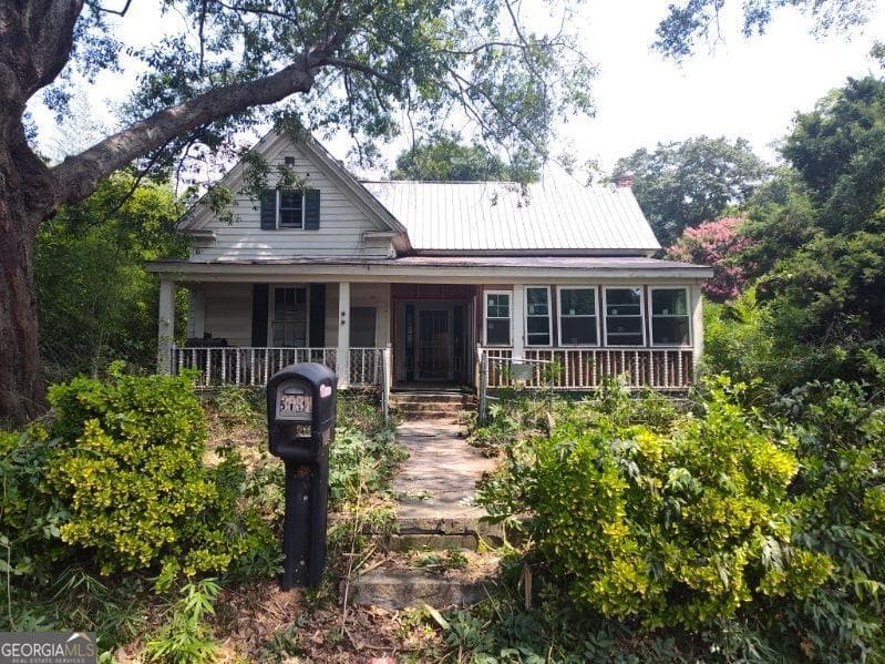 2 bedroom, 1 bathroom, 1,904 sq ft single family residence for sale at 3887 Jodeco Road, Mcdonough, GA 30253 — photo 1 of 1