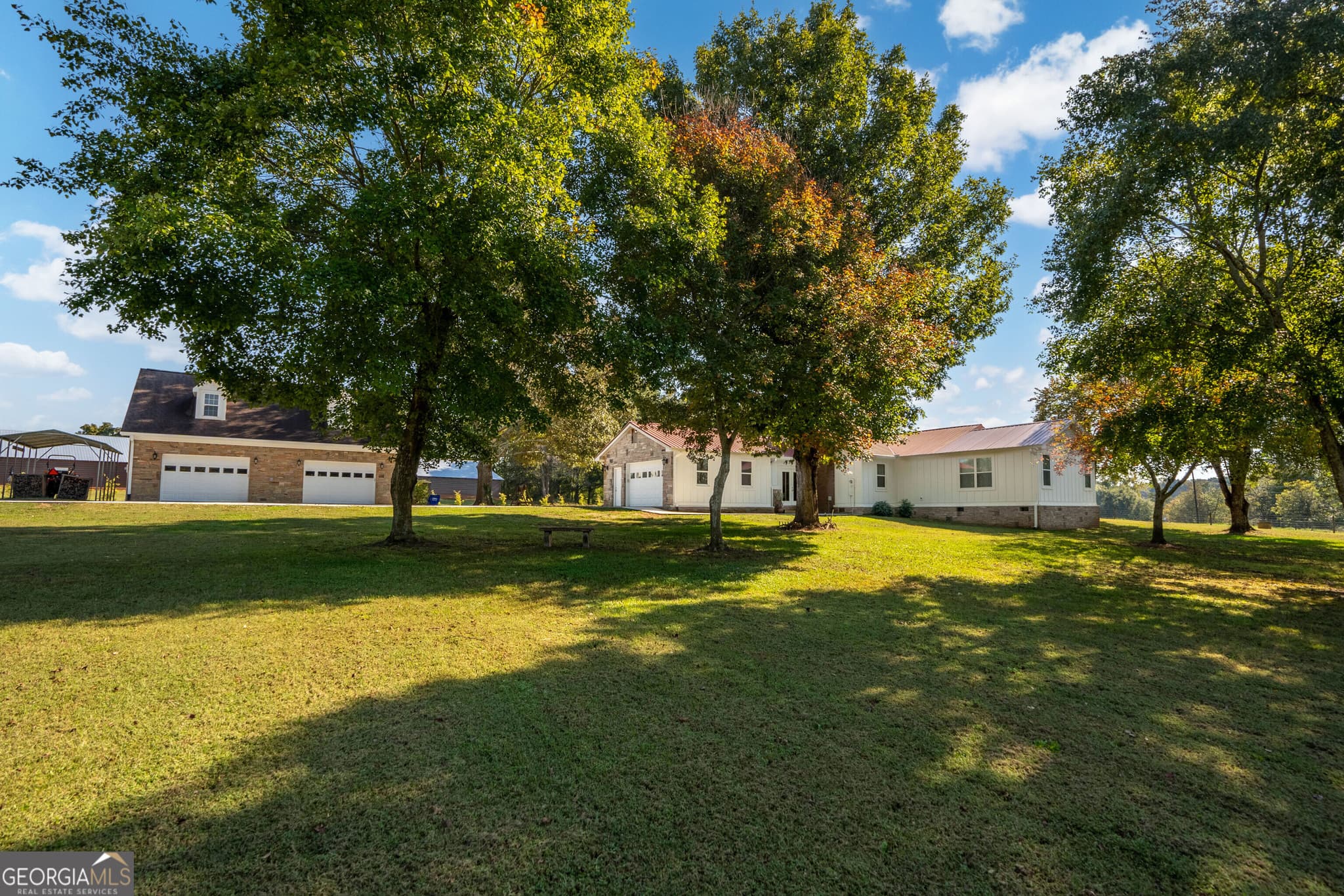 5 bedroom, 5 bathroom, 3,304 sq ft single family residence for sale at 2111 Highway 323, Gillsville, GA 30543 — photo 2
