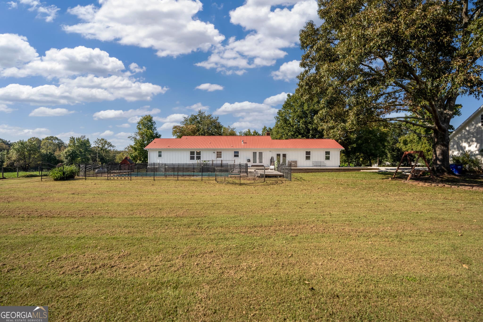 5 bedroom, 5 bathroom, 3,304 sq ft single family residence for sale at 2111 Highway 323, Gillsville, GA 30543 — photo 10