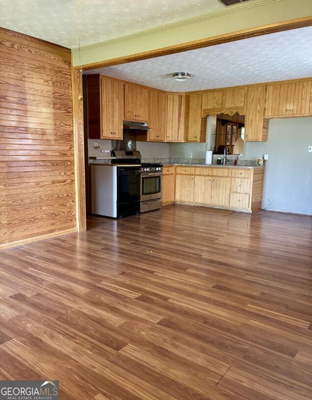 3 bedroom, 2 bathroom, 1,732 sq ft single family residence under contract at 219 Anderson Lane, Sandersville, GA 31082 — photo 4