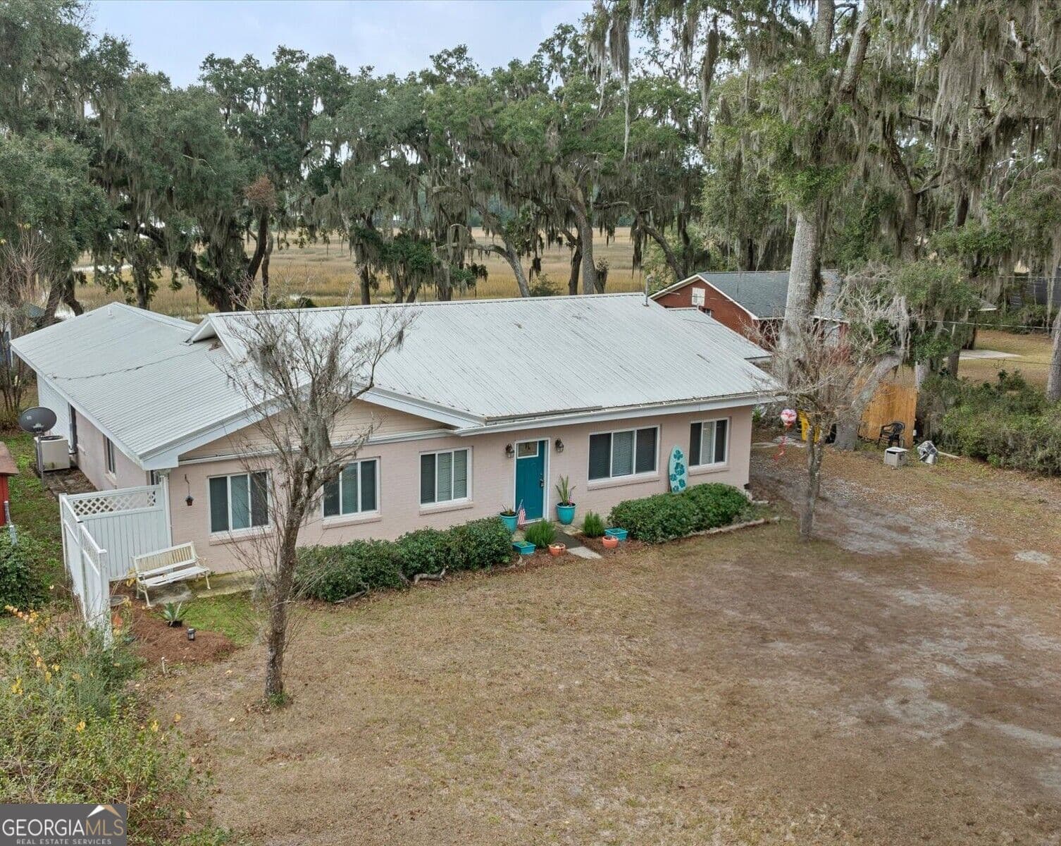 3 bedroom, 2 bathroom, 2,769 sq ft single family residence for sale at 1214 Shell Point Road, Townsend, GA 31331 — photo 2