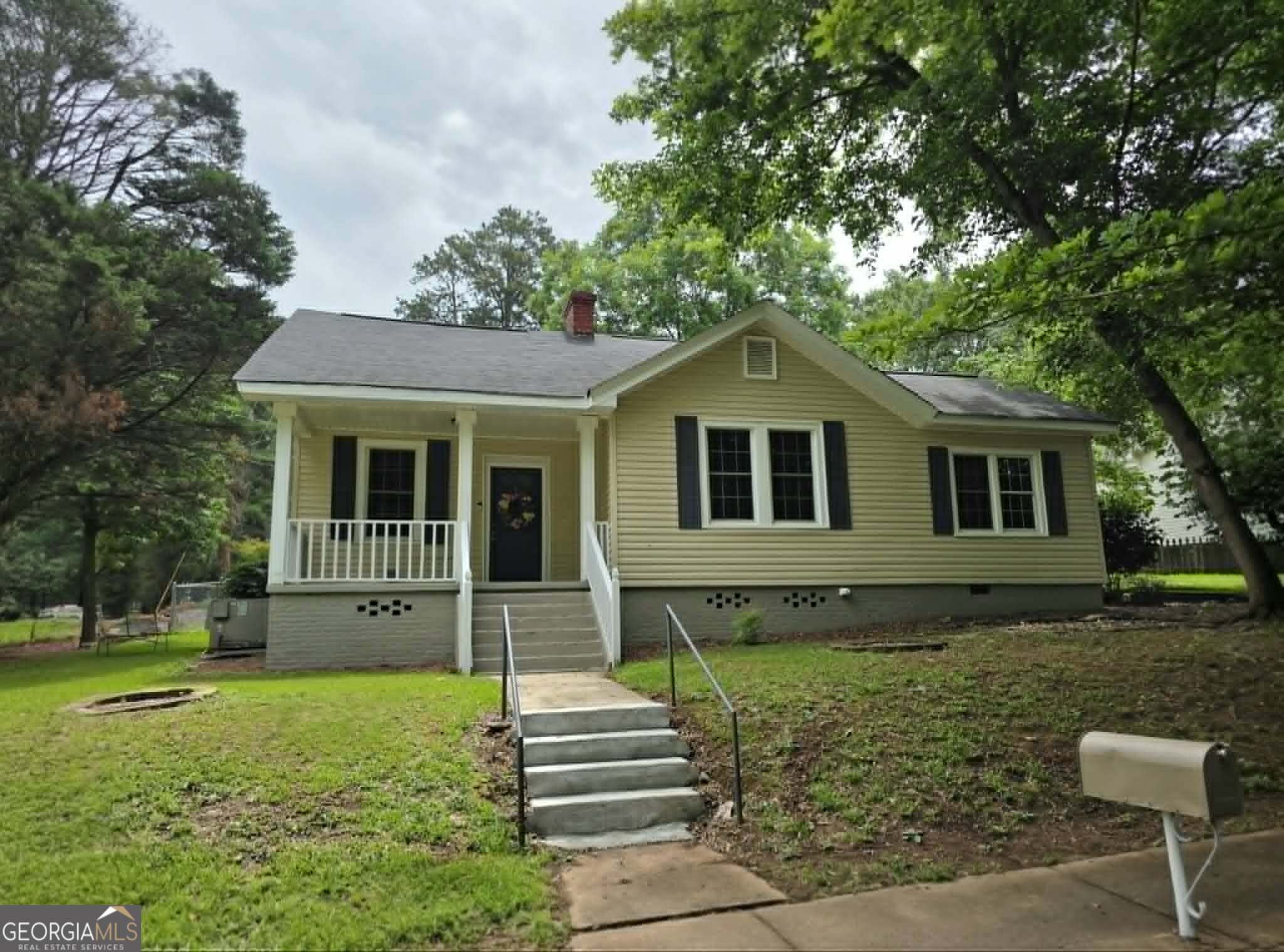 3 bedroom, 2 bathroom, 1,343 sq ft single family residence sold at 719 Ninth Avenue, Thomaston, GA 30286