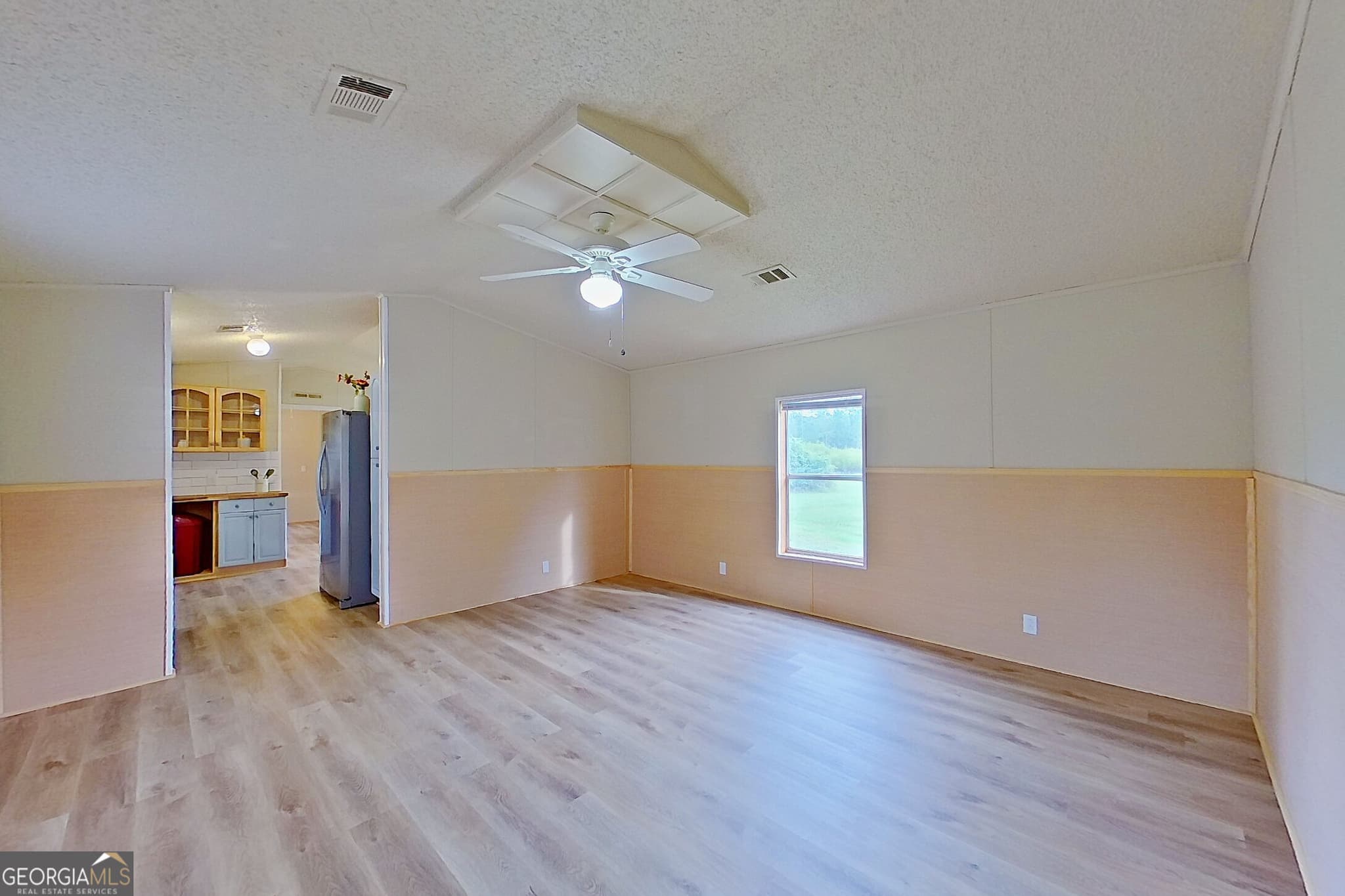 3 bedroom, 2 bathroom, 1,170 sq ft manufactured home,single family residence for sale at 601 Walker Road, Waycross, GA 31501 — photo 9