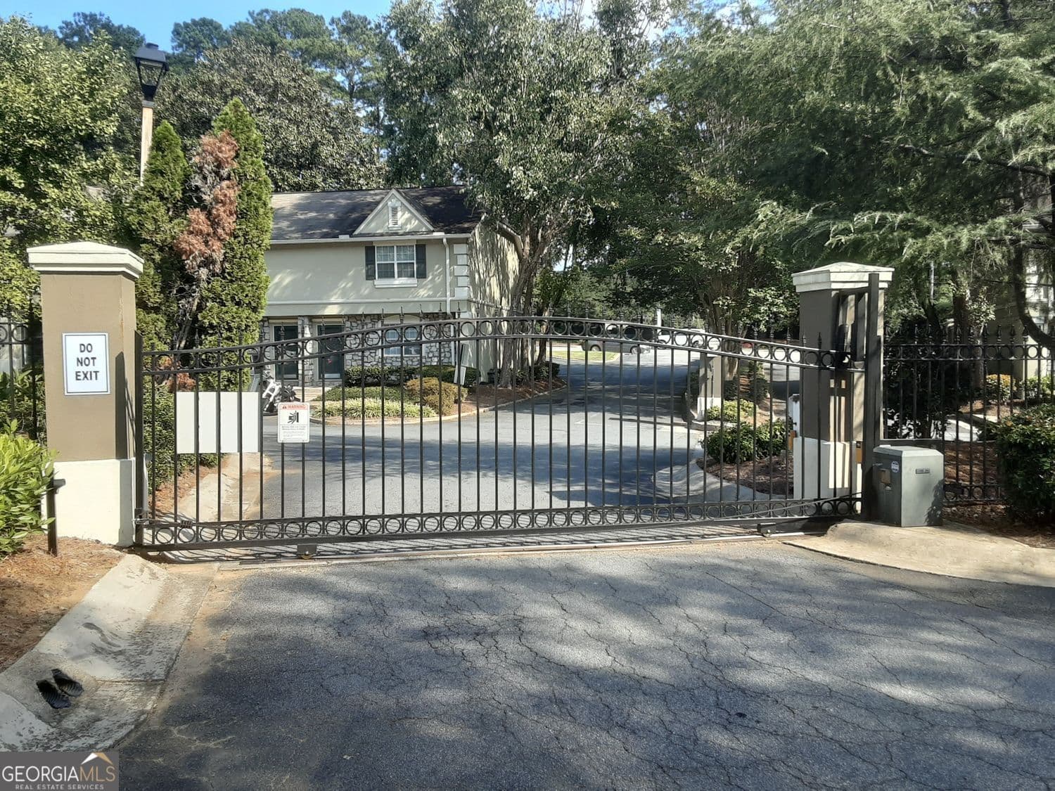 2 bedroom, 2.5 bathroom, 1,434 sq ft condominium for rent at 6900 Roswell Road O3, Sandy Springs, GA 30328 for $2,100 a month — photo 7