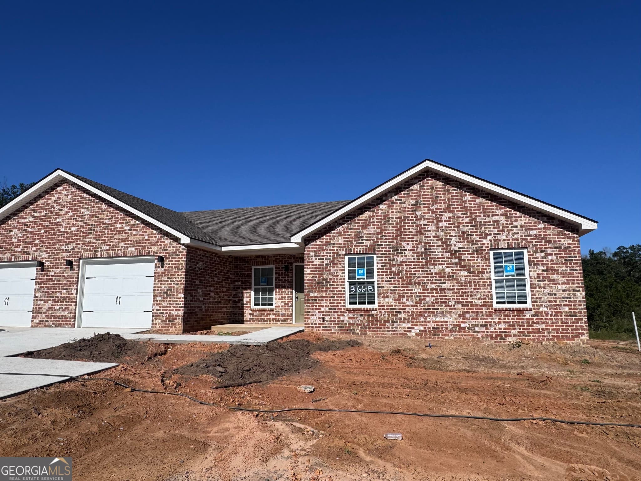 3 bedroom, 2 bathroom, 1,285 sq ft duplex for rent at 1302 Dean Lane B, Dublin, GA 31021 for $1,650 a month — photo 1 of 14