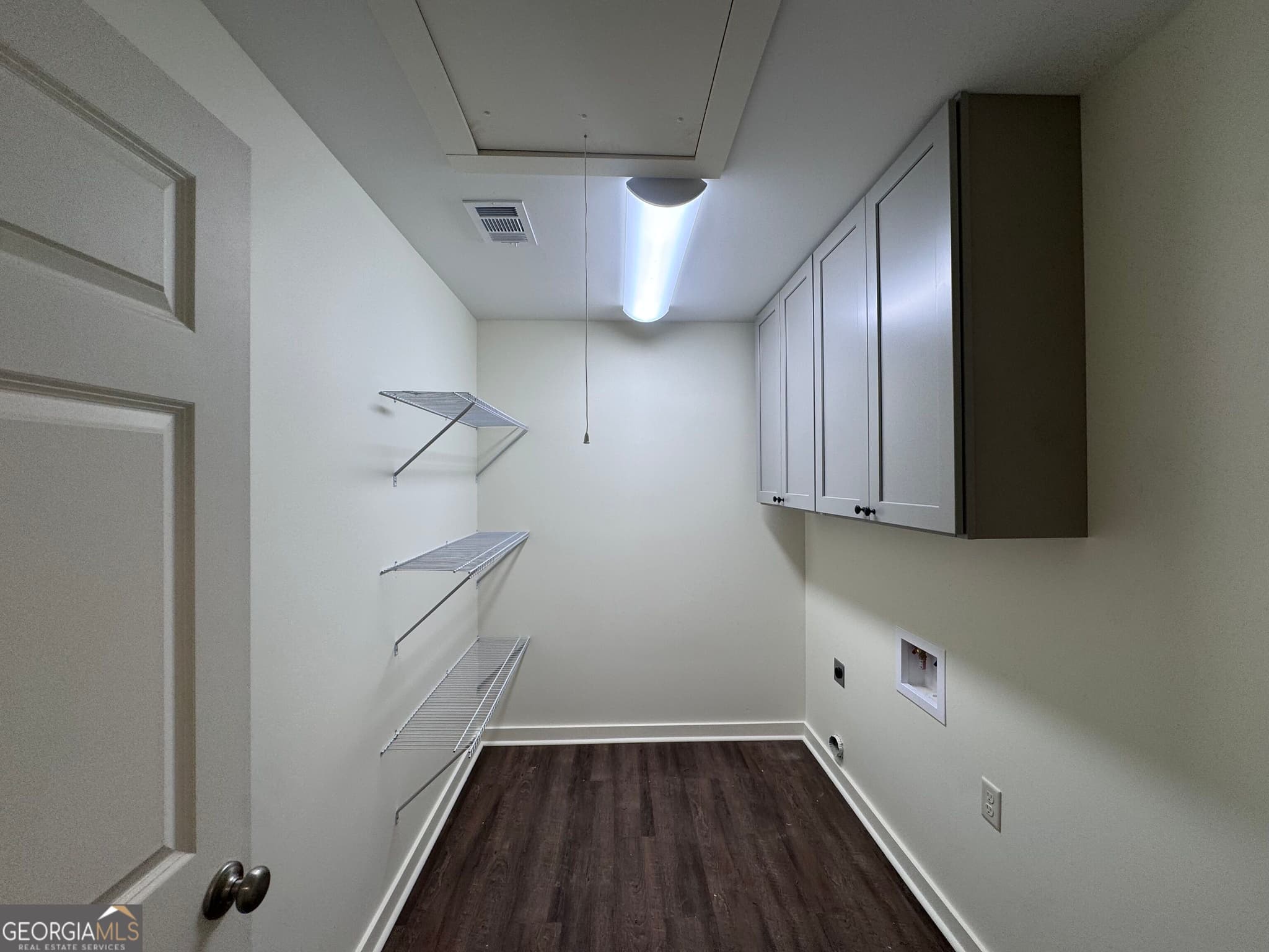 3 bedroom, 2 bathroom, 1,285 sq ft duplex for rent at 1302 Dean Lane B, Dublin, GA 31021 for $1,650 a month — photo 5