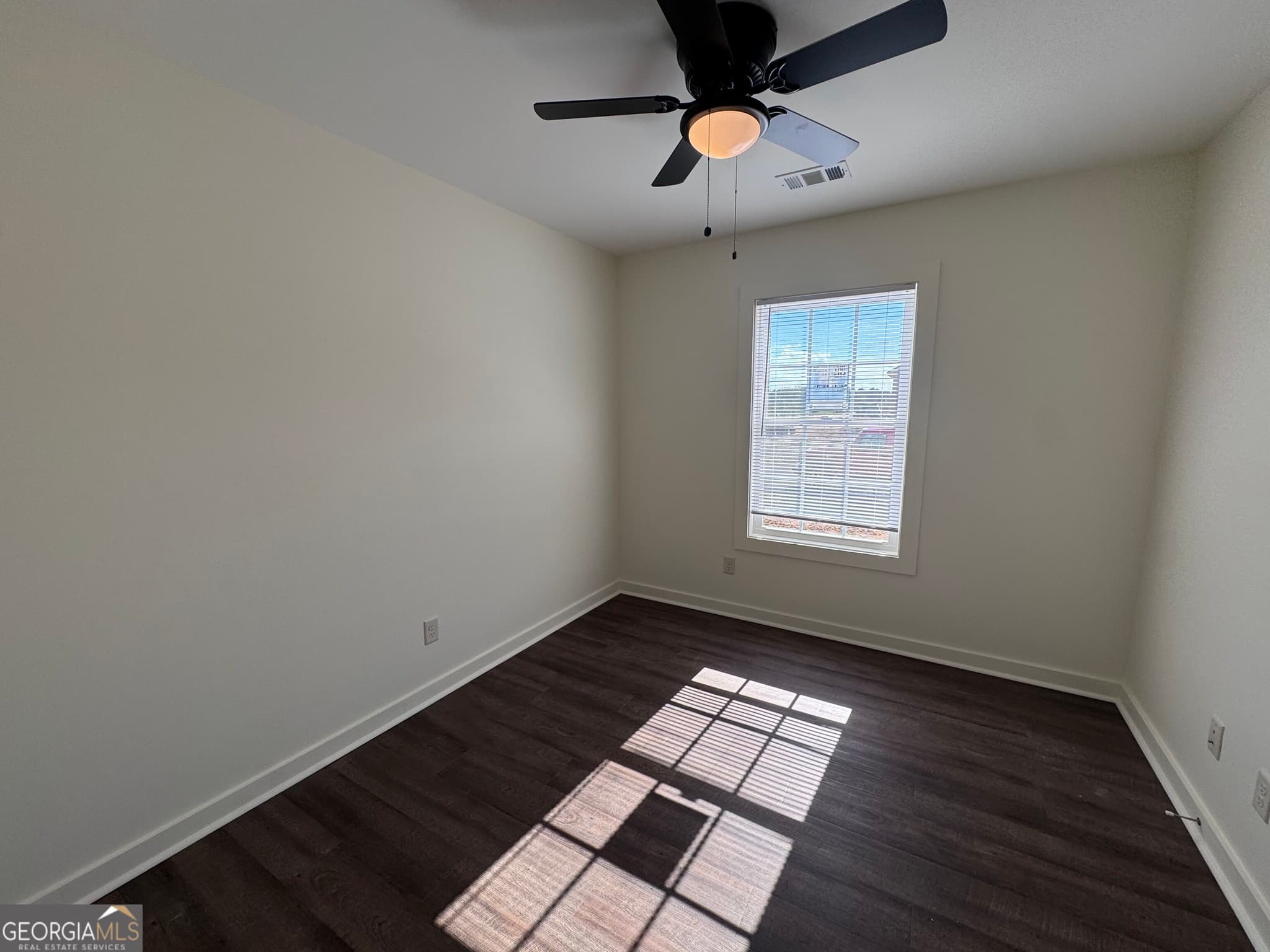 3 bedroom, 2 bathroom, 1,285 sq ft duplex for rent at 1302 Dean Lane B, Dublin, GA 31021 for $1,650 a month — photo 8