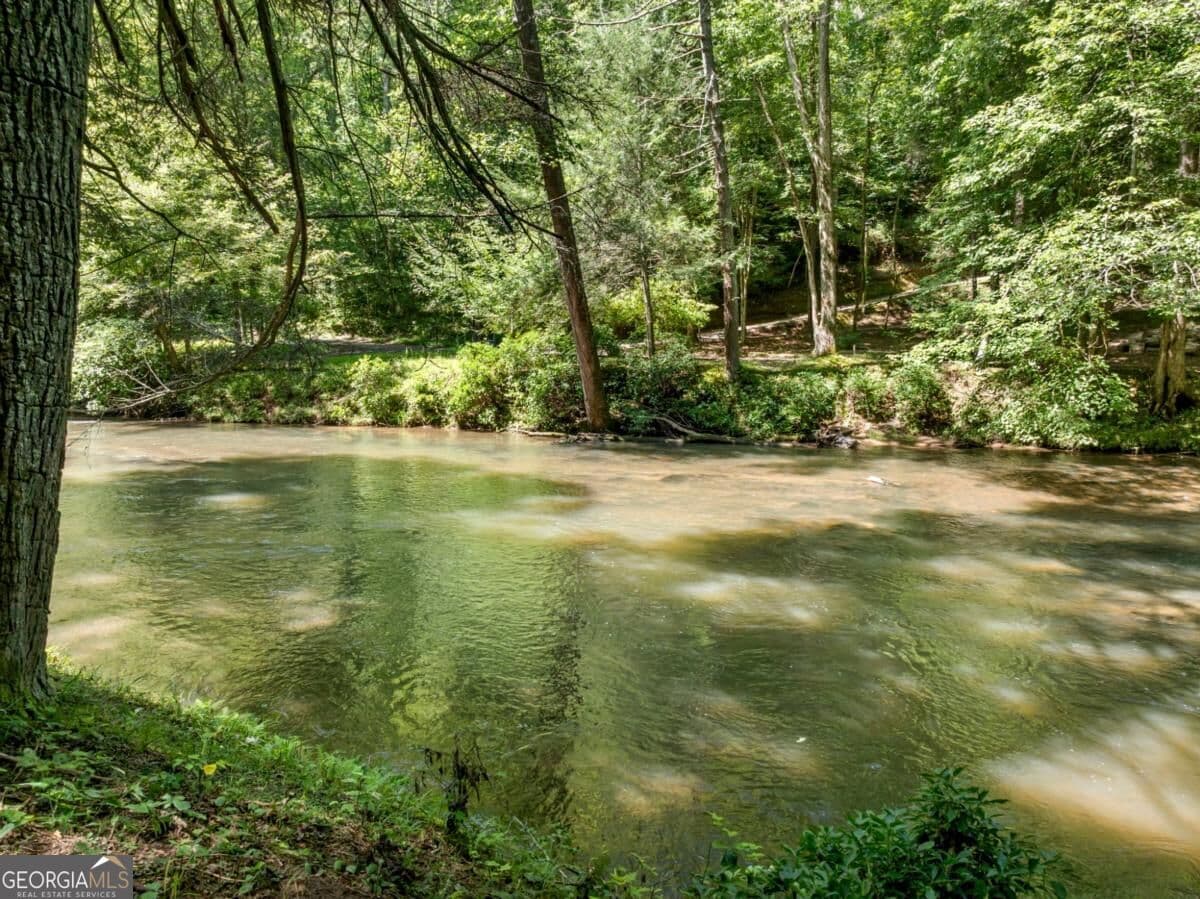 3 bedroom, 3 bathroom, 1,964 sq ft single family residence for sale at 509 Ponderosa Road, Ellijay, GA 30540 — photo 2