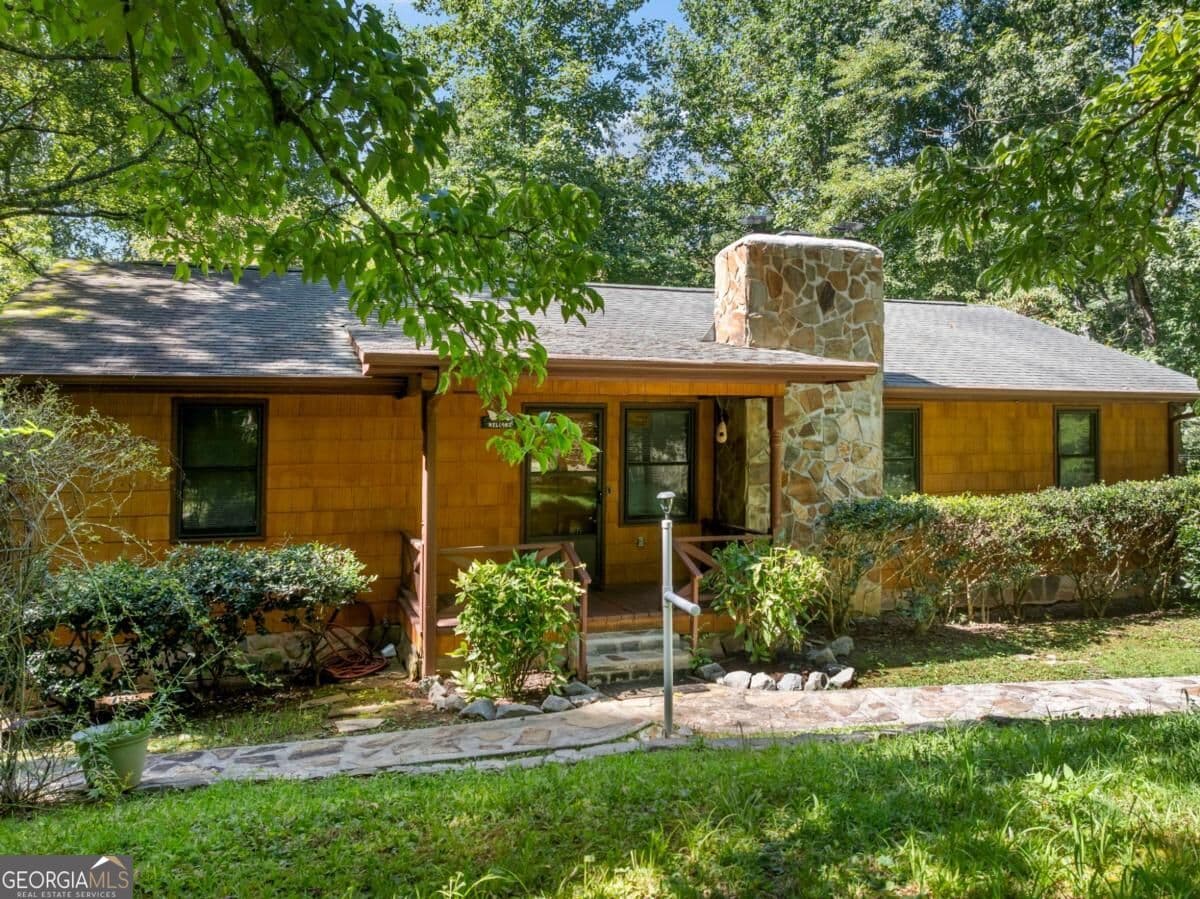 3 bedroom, 3 bathroom, 1,964 sq ft single family residence for sale at 509 Ponderosa Road, Ellijay, GA 30540 — photo 6