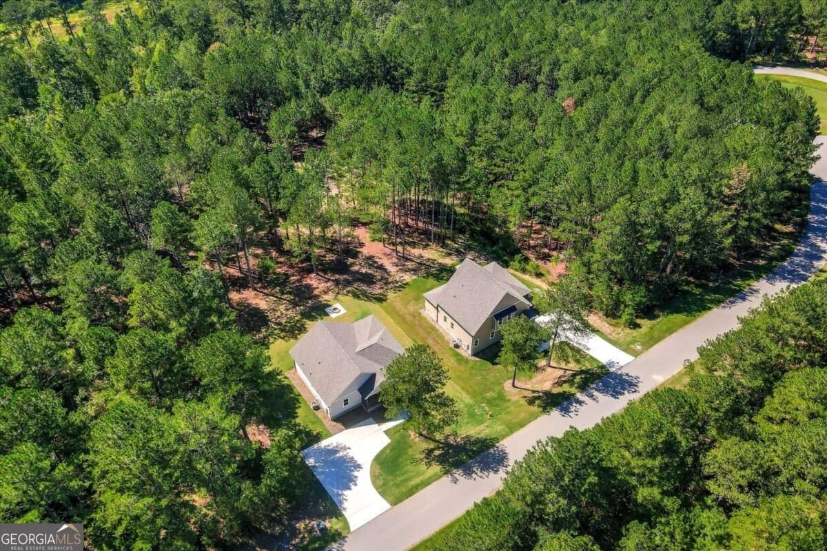 4 bedroom, 3.5 bathroom, 1,611 sq ft single family residence for sale at 1198 Sunset Cove, Tignall, GA 30668 — photo 5
