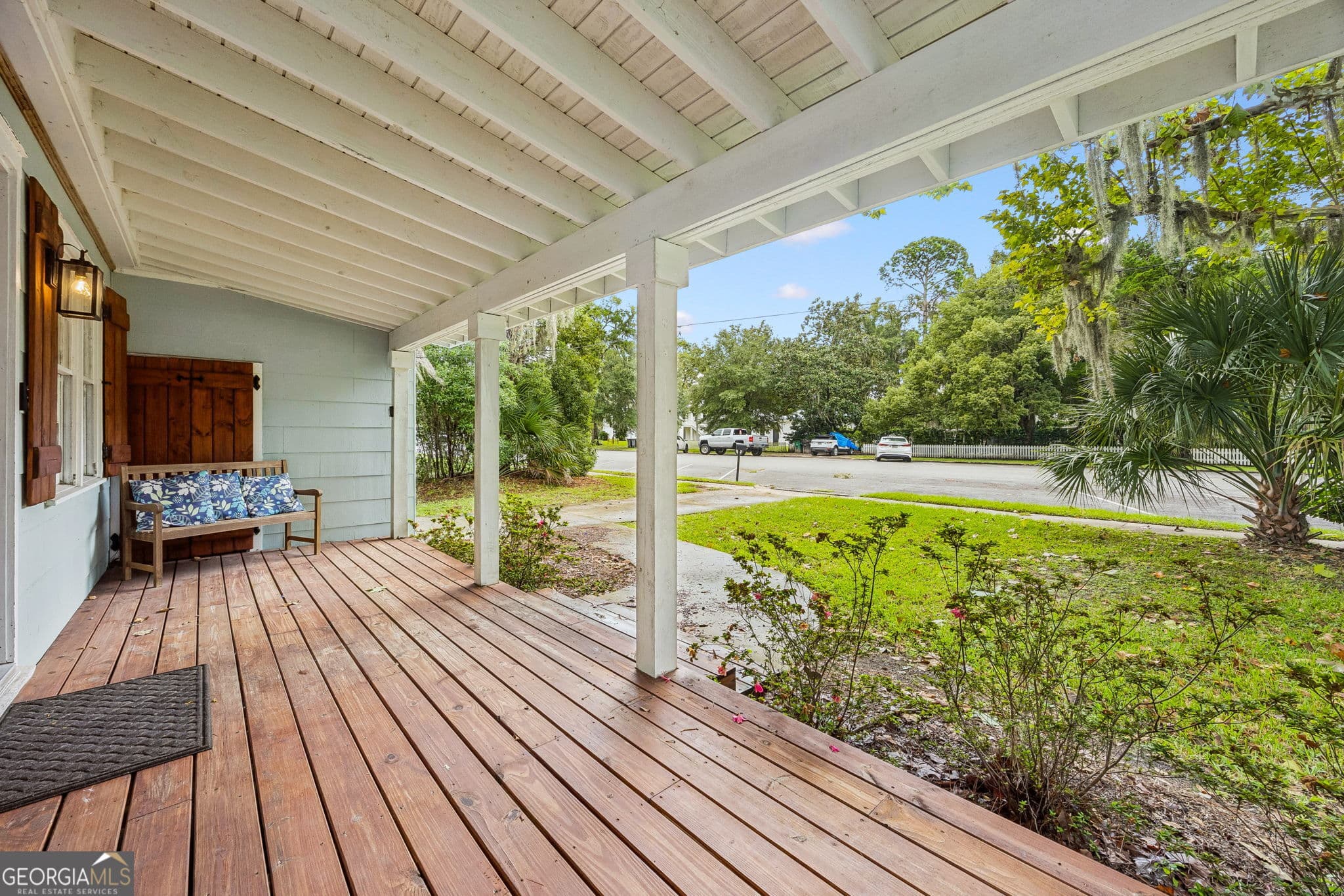 3 bedroom, 2 bathroom, 1,416 sq ft single family residence under contract at 104 W Conyers Street, St. Marys, GA 31558 — photo 6