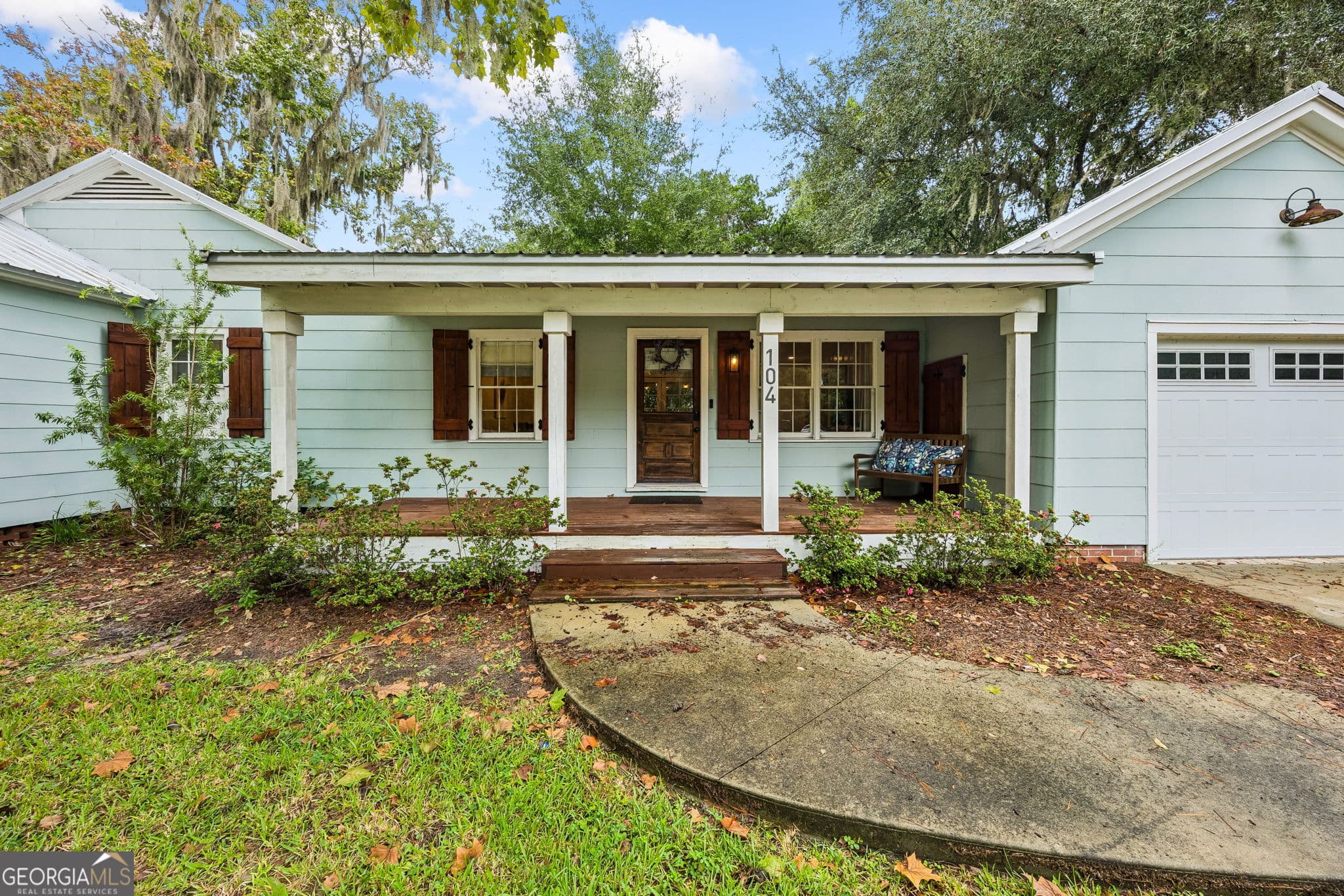 3 bedroom, 2 bathroom, 1,416 sq ft single family residence under contract at 104 W Conyers Street, St. Marys, GA 31558 — photo 4