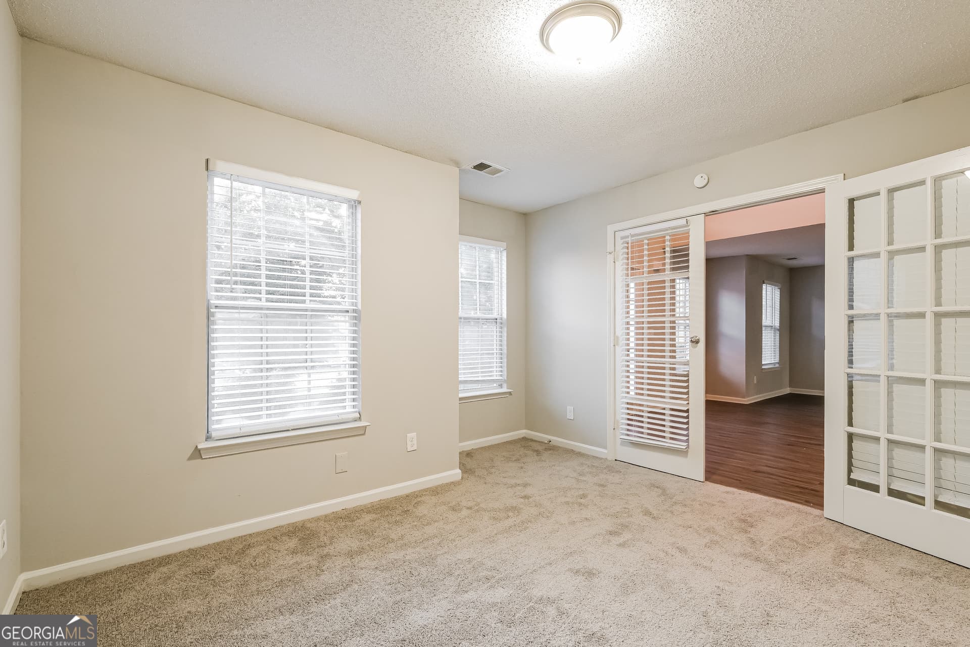 6 bedroom, 3 bathroom, 3,622 sq ft single family residence for sale at 924 Ambeau Circle, Mcdonough, GA 30253 — photo 10