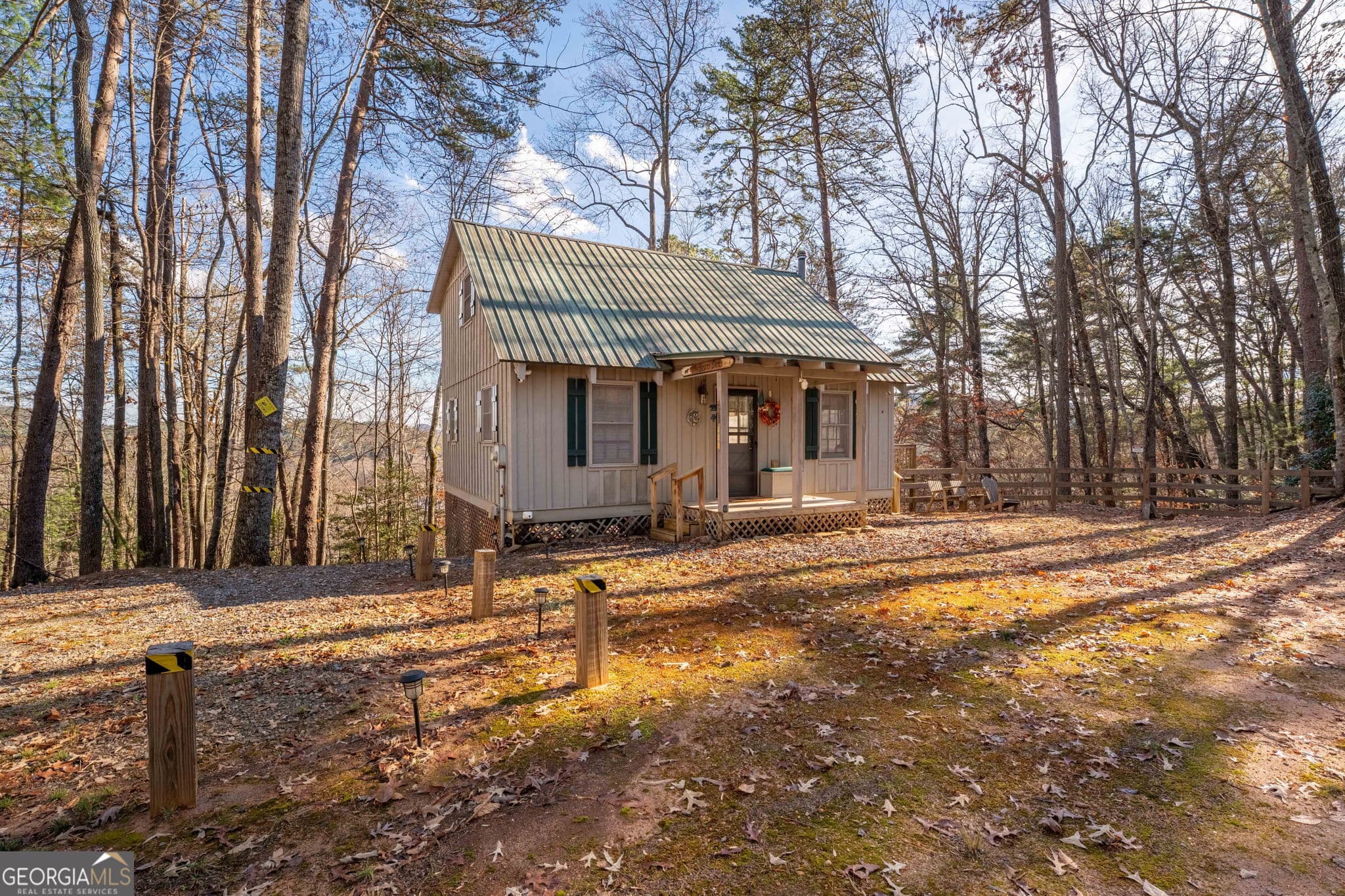 2 bedroom, 2 bathroom, 1,120 sq ft cabin,single family residence for sale at 220 McConnell Court, Helen, GA 30545