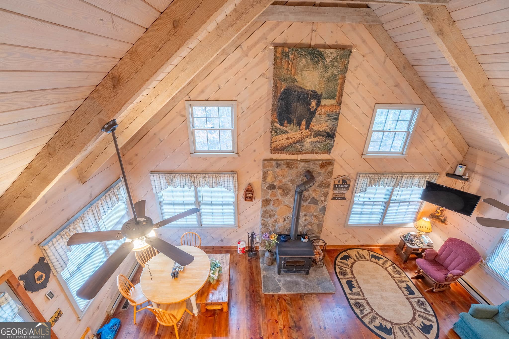 2 bedroom, 2 bathroom, 1,120 sq ft cabin,single family residence for sale at 220 McConnell Court, Helen, GA 30545 — photo 5