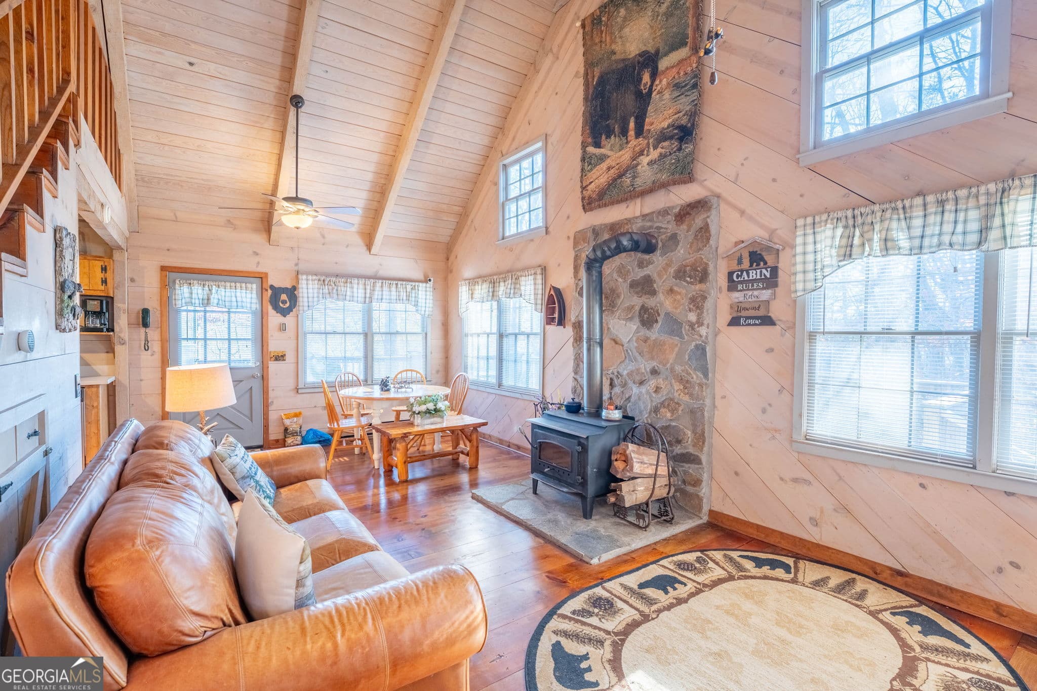 2 bedroom, 2 bathroom, 1,120 sq ft cabin,single family residence for sale at 220 McConnell Court, Helen, GA 30545 — photo 10