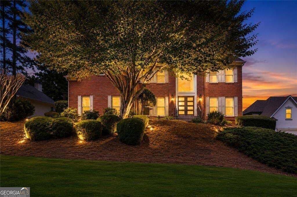 5 bedroom, 5.5 bathroom, 4,445 sq ft single family residence for sale at 600 Sweet Stream Trace, Johns Creek, GA 30097 — photo 1 of 76