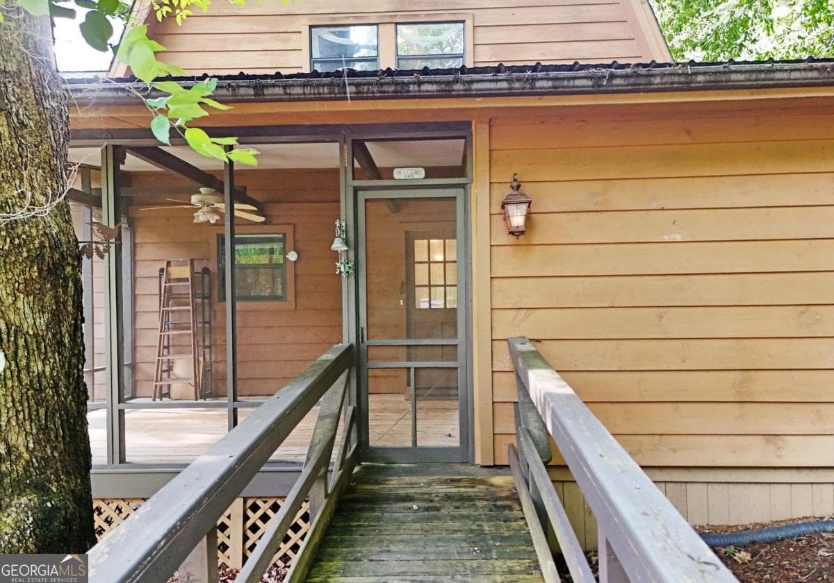 3 bedroom, 3 bathroom, 2,556 sq ft cabin,single family residence for sale at 19 Pine Ridge Terrace, Blairsville, GA 30512 — photo 6