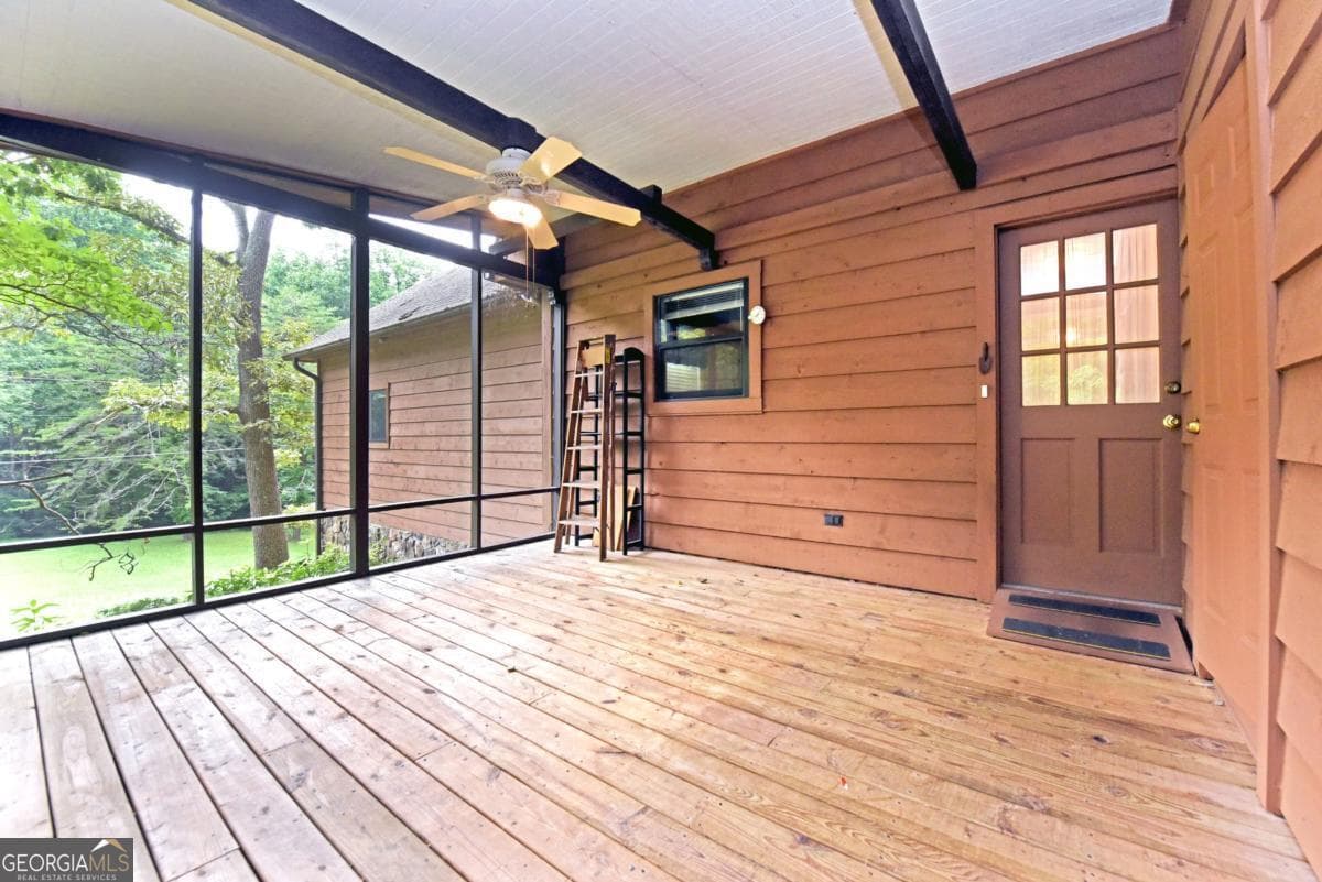 3 bedroom, 3 bathroom, 2,556 sq ft cabin,single family residence for sale at 19 Pine Ridge Terrace, Blairsville, GA 30512 — photo 9
